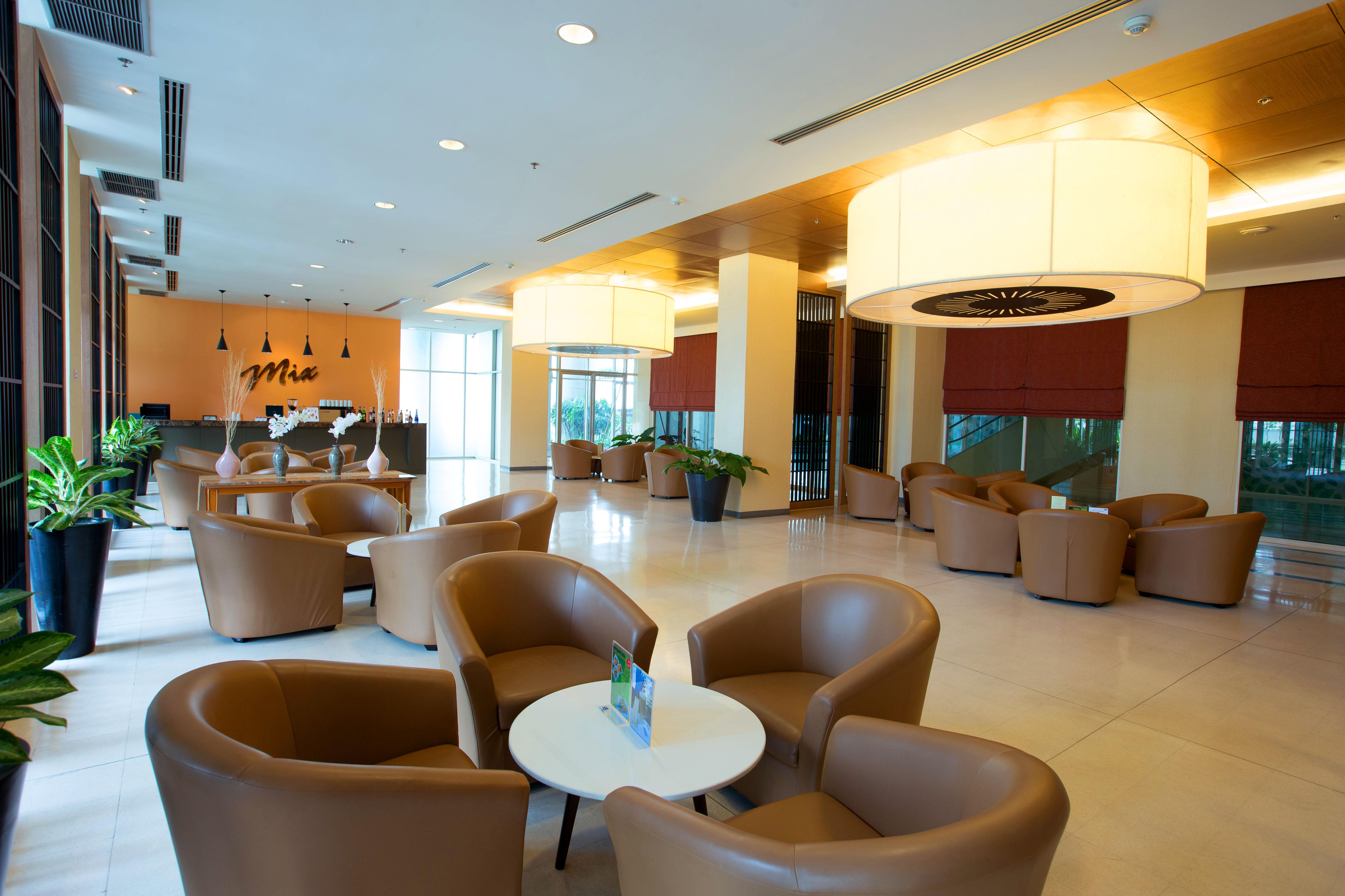 Hotel Centara Life Government Complex & Convention Centre Chaeng Watthana Banguecoque