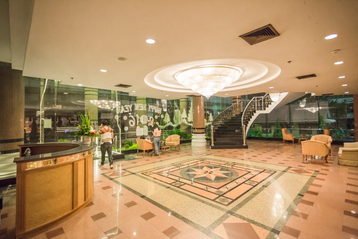 Grand Tower Rama 6