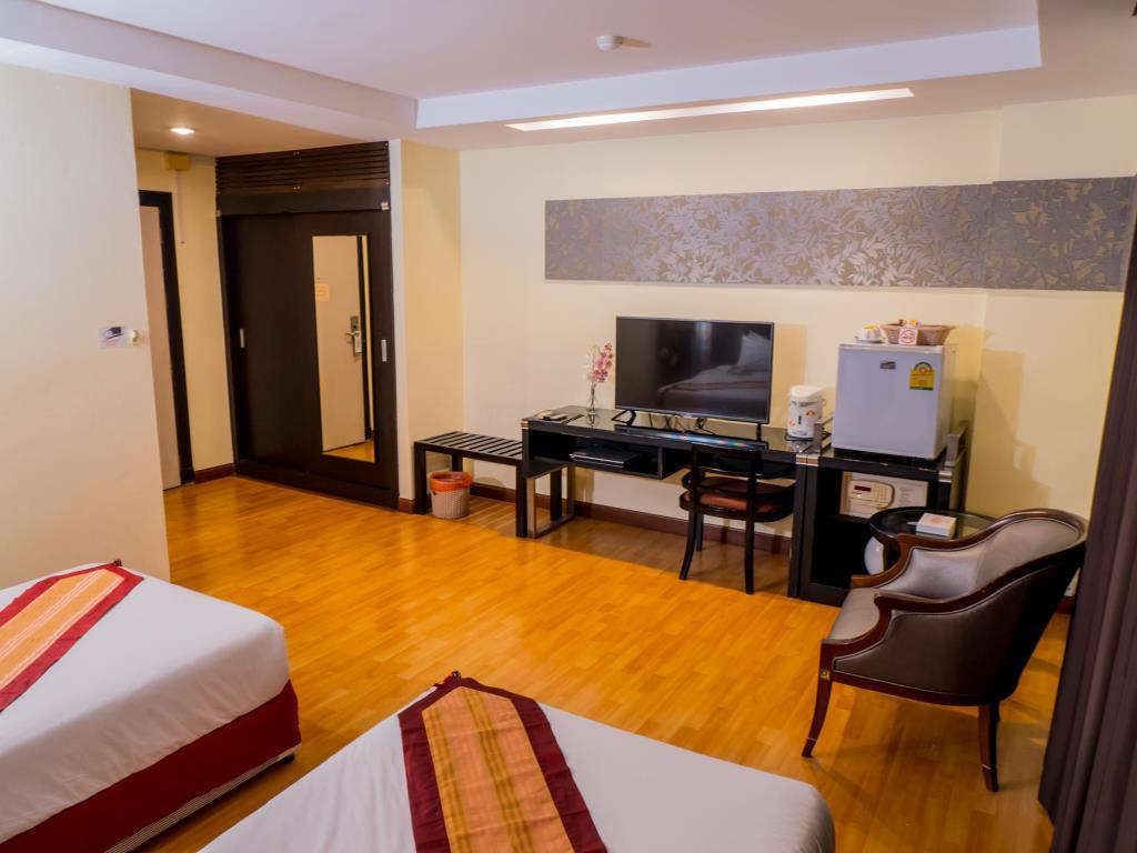 Atrium Boutique Hotel 3*