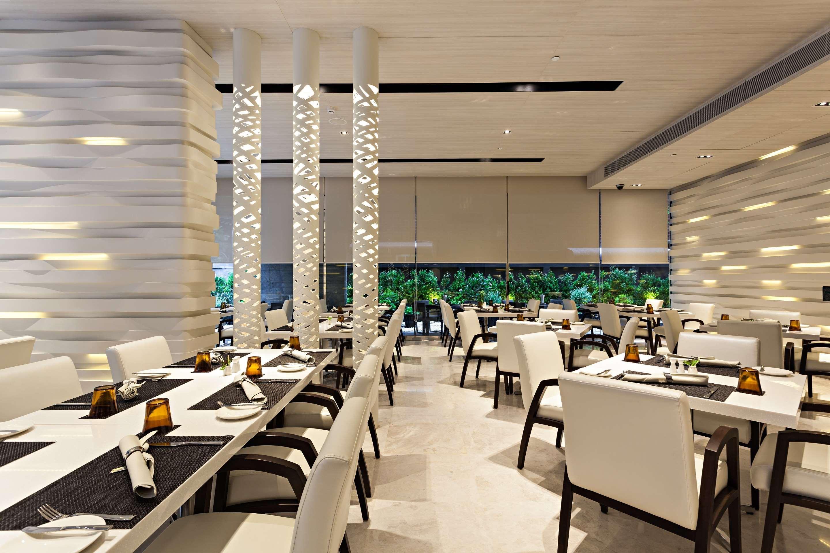 Hyatt Place Sukhumvit 1 Hotel 4*