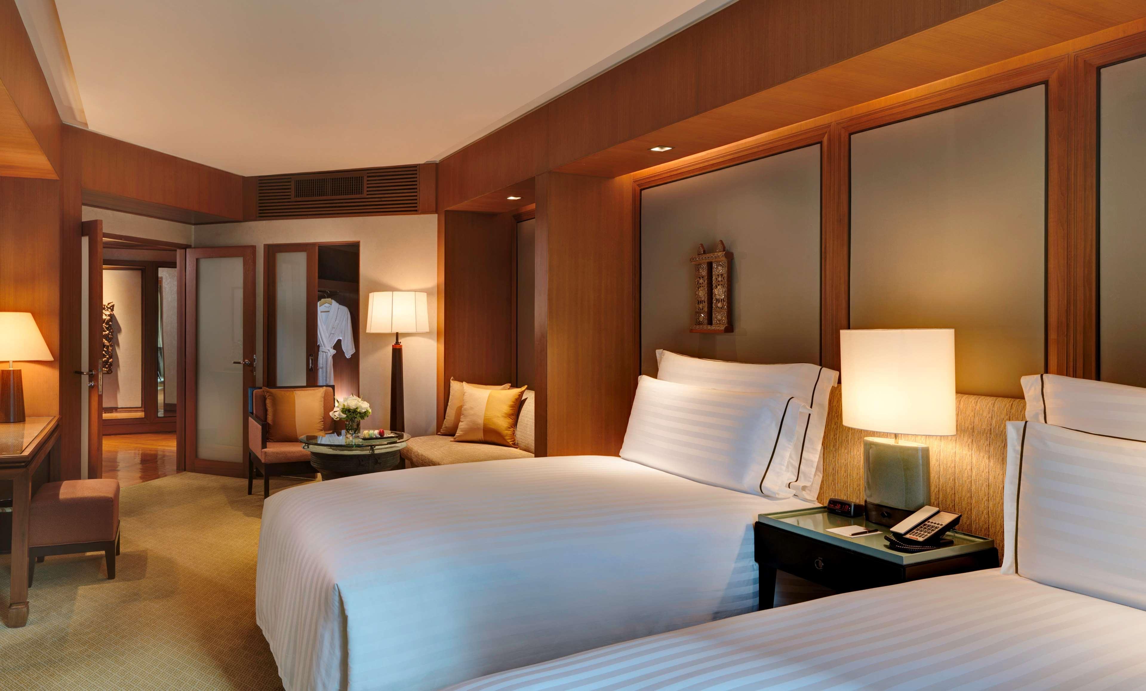 Conrad 5*