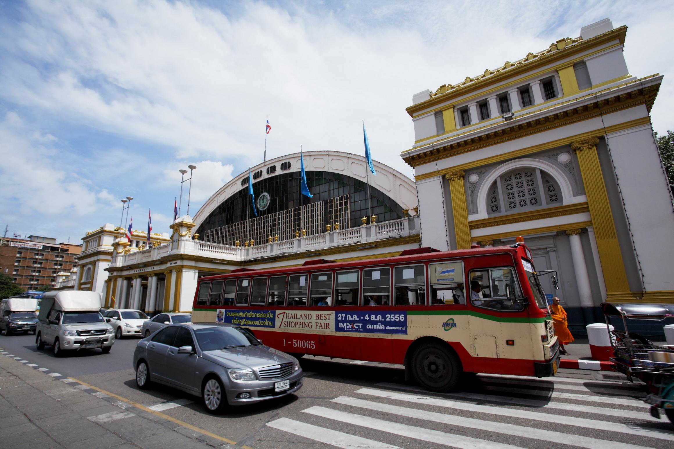 The Quarter Hualamphong By Uhg Bangkok