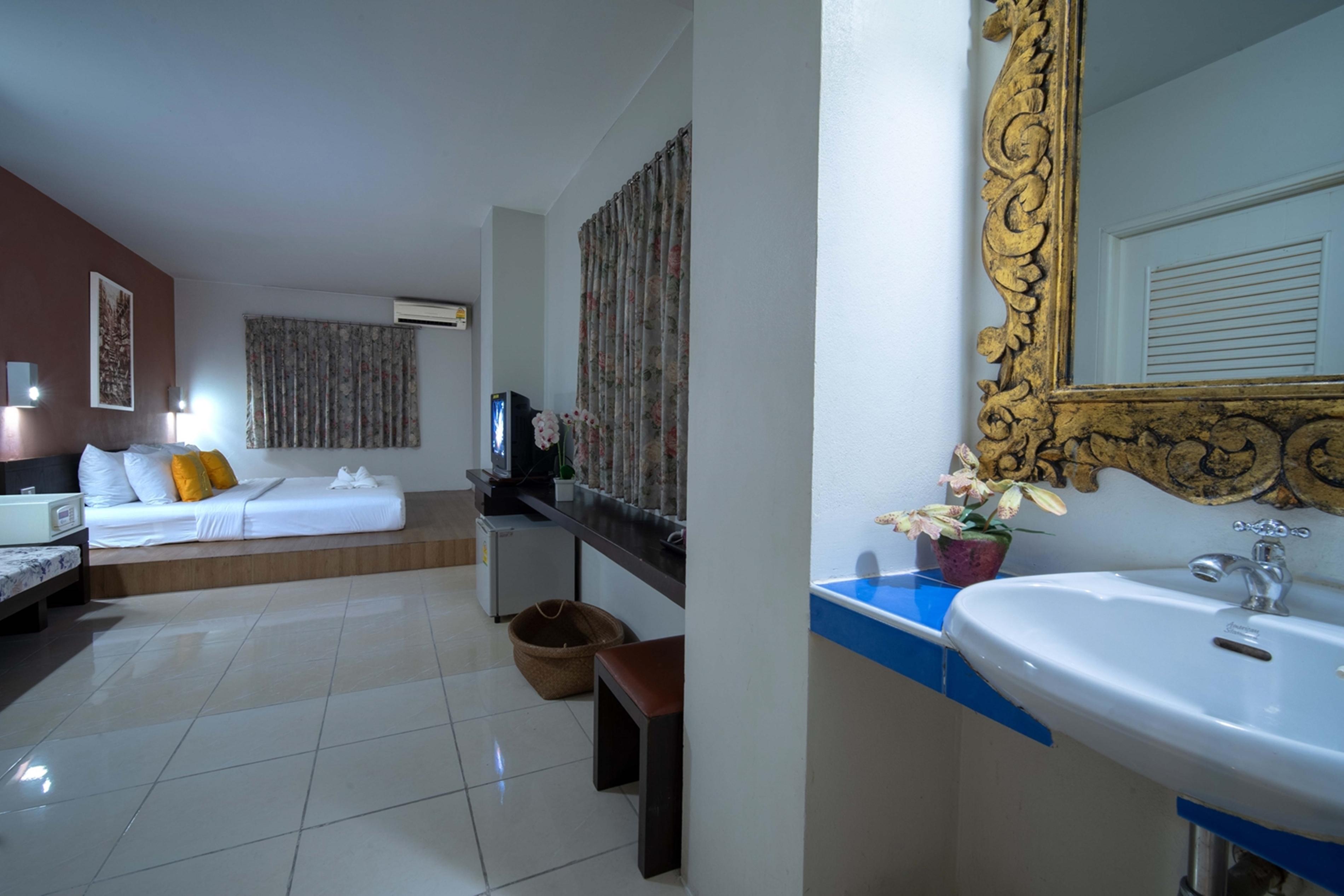 Khaosan Hotel 3*