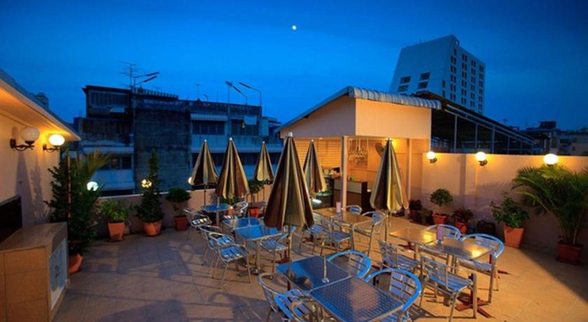 Arawana Express Chinatown Hotel 3*