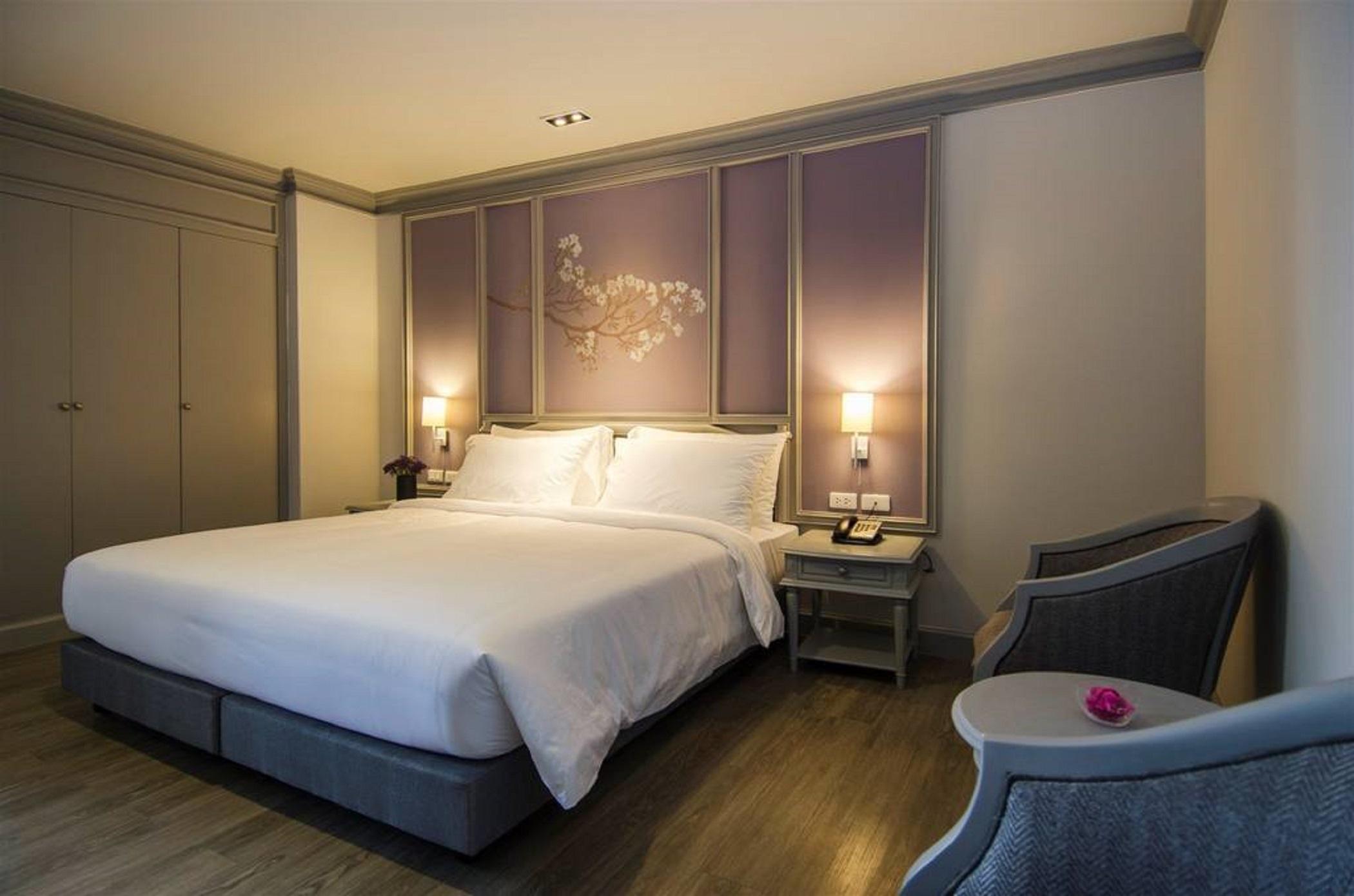 The Pantip Ladprao 5*