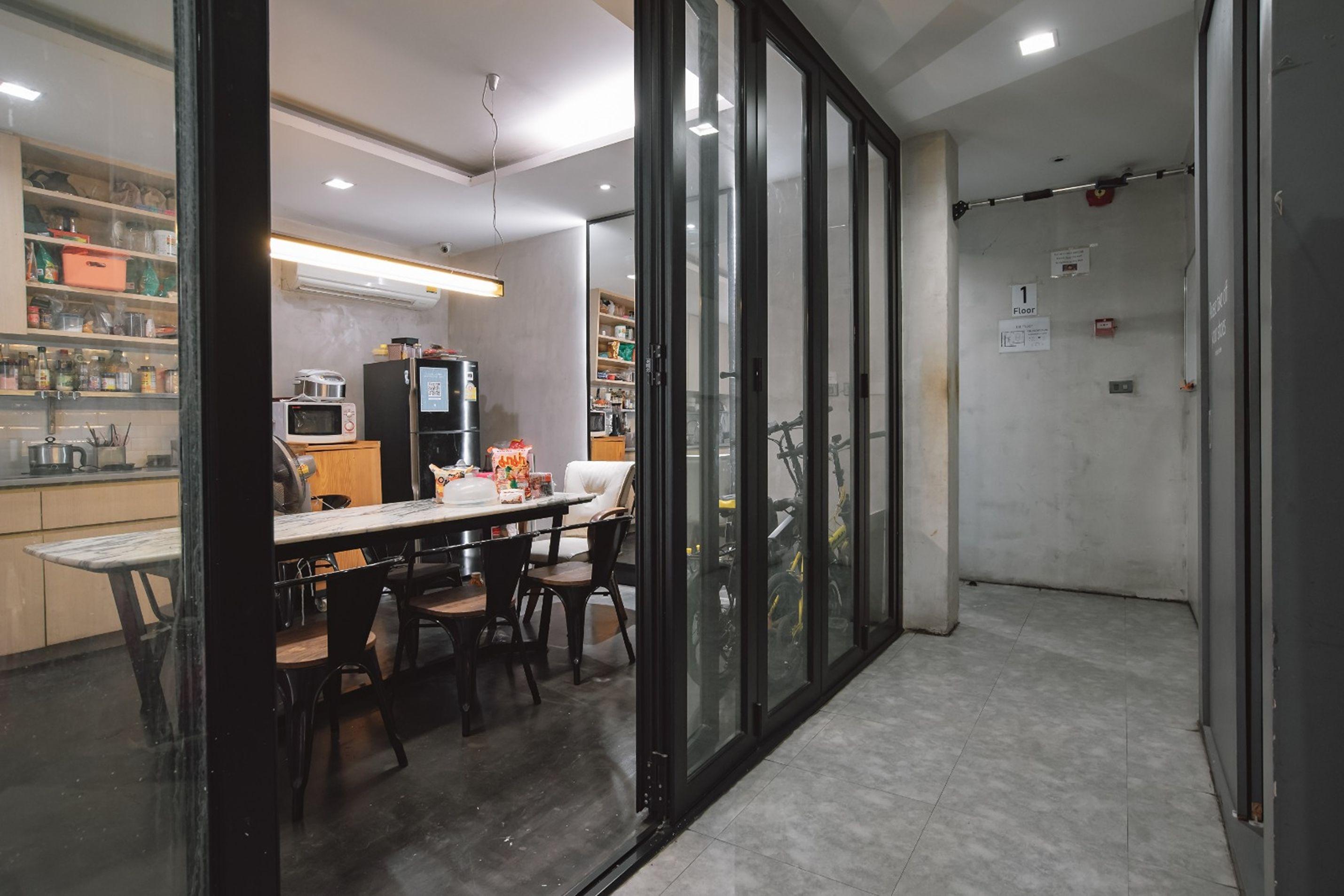 Cazz Bangkok