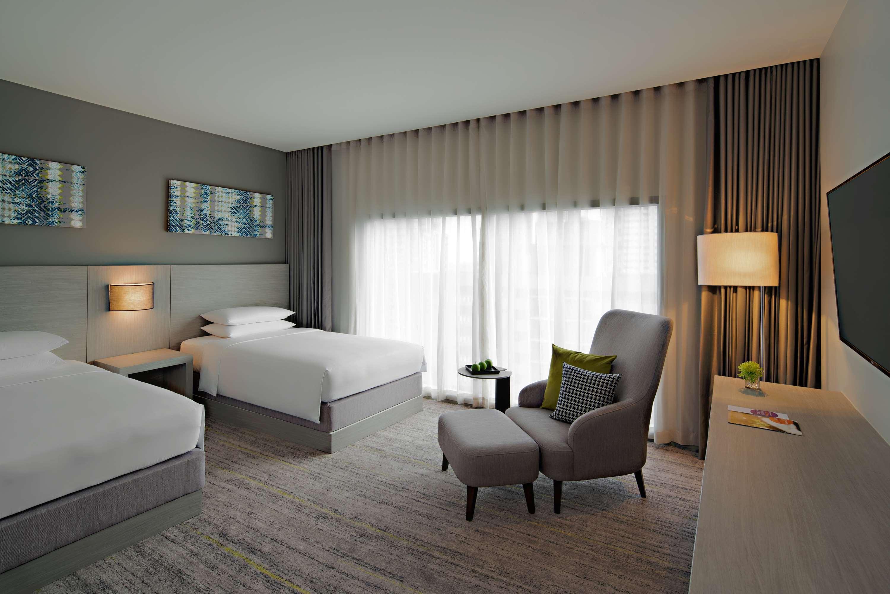 Hyatt Place Sukhumvit 24 Hotel