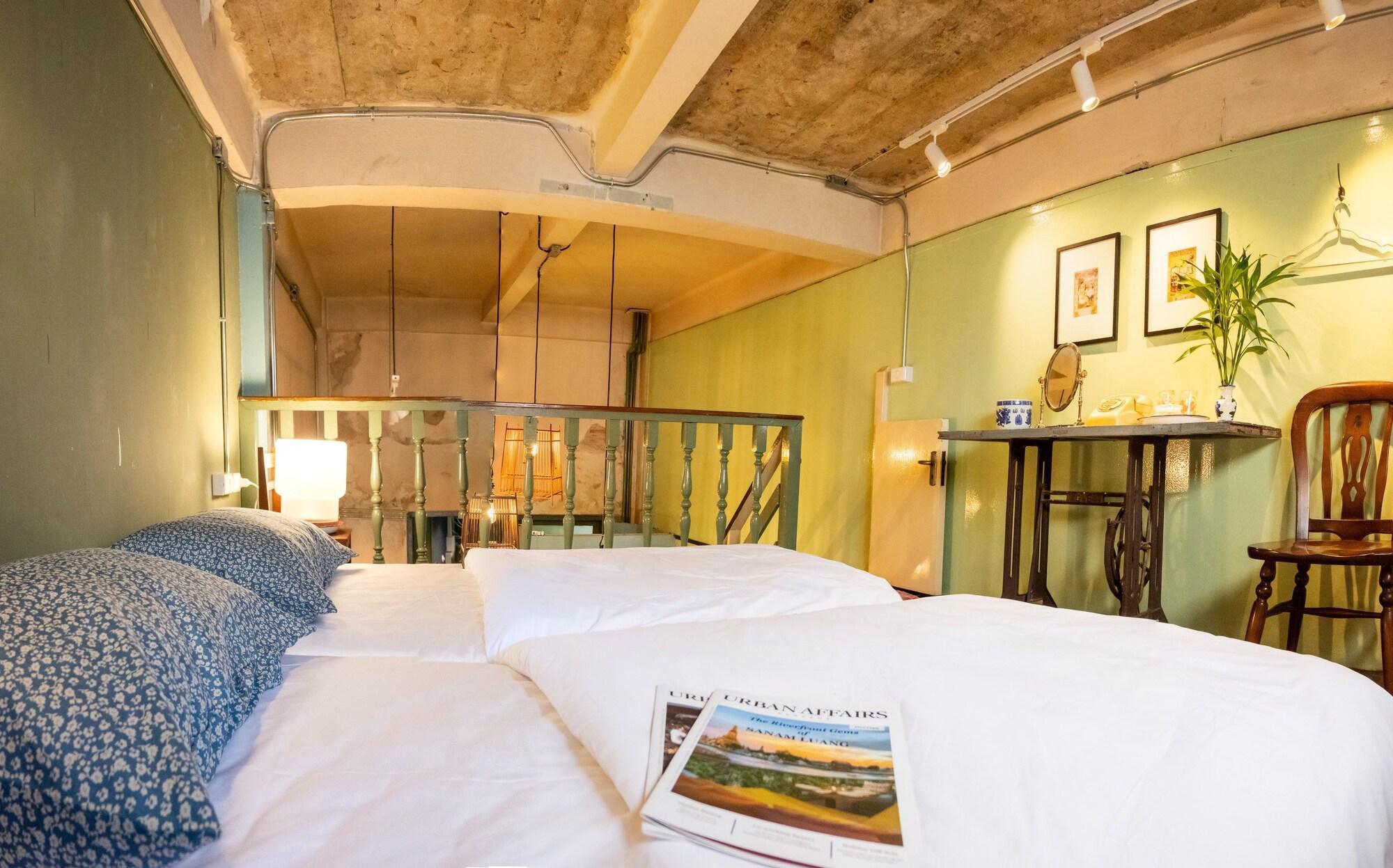 Live Local Hotel 2*