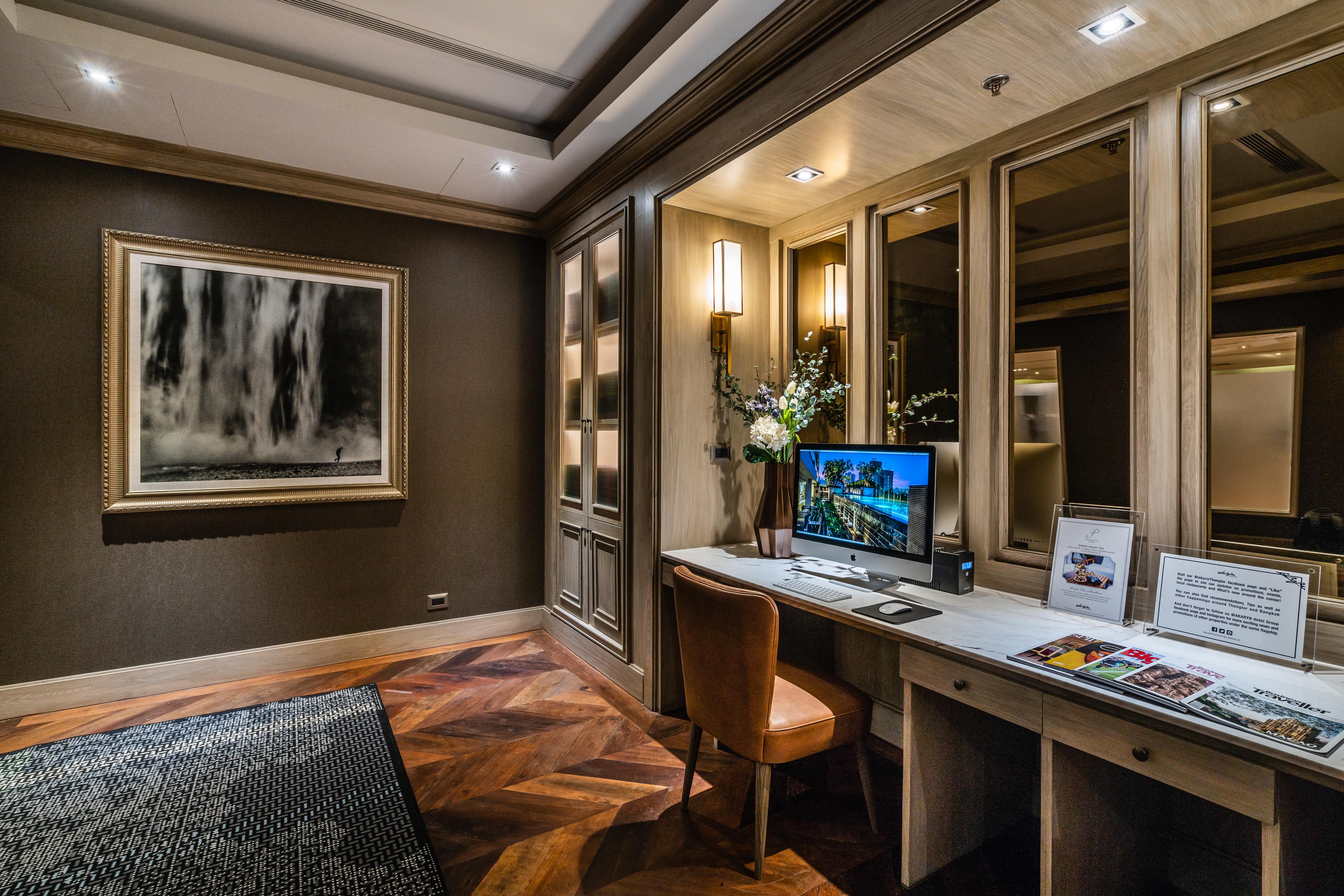 Muu Bangkok, Small Luxury Of The World Hotel