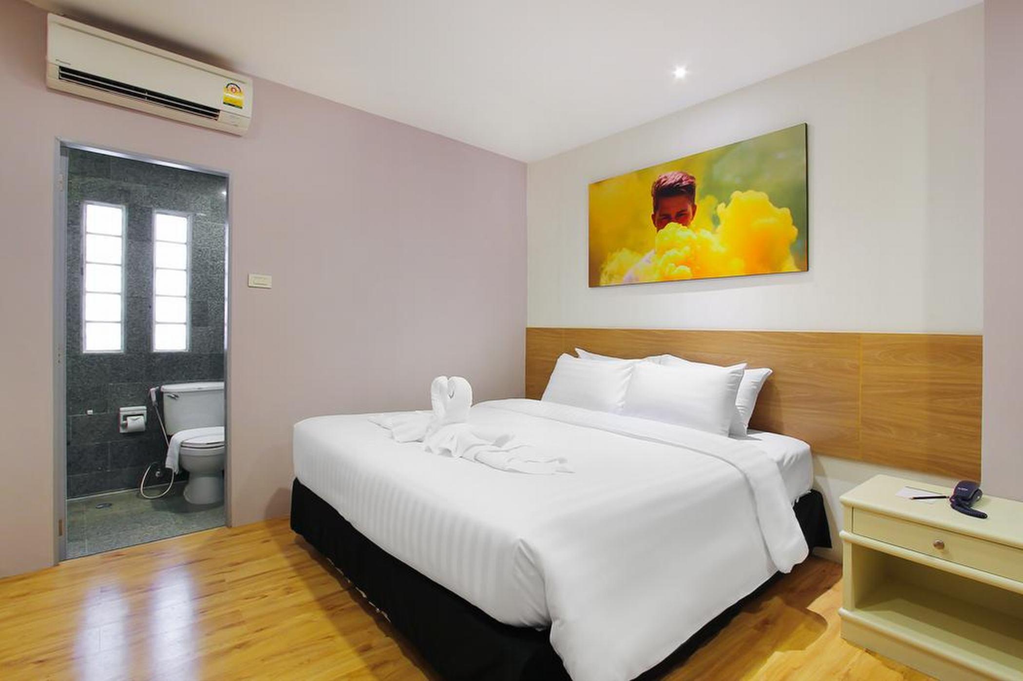 Pula Silom Hotel 3*