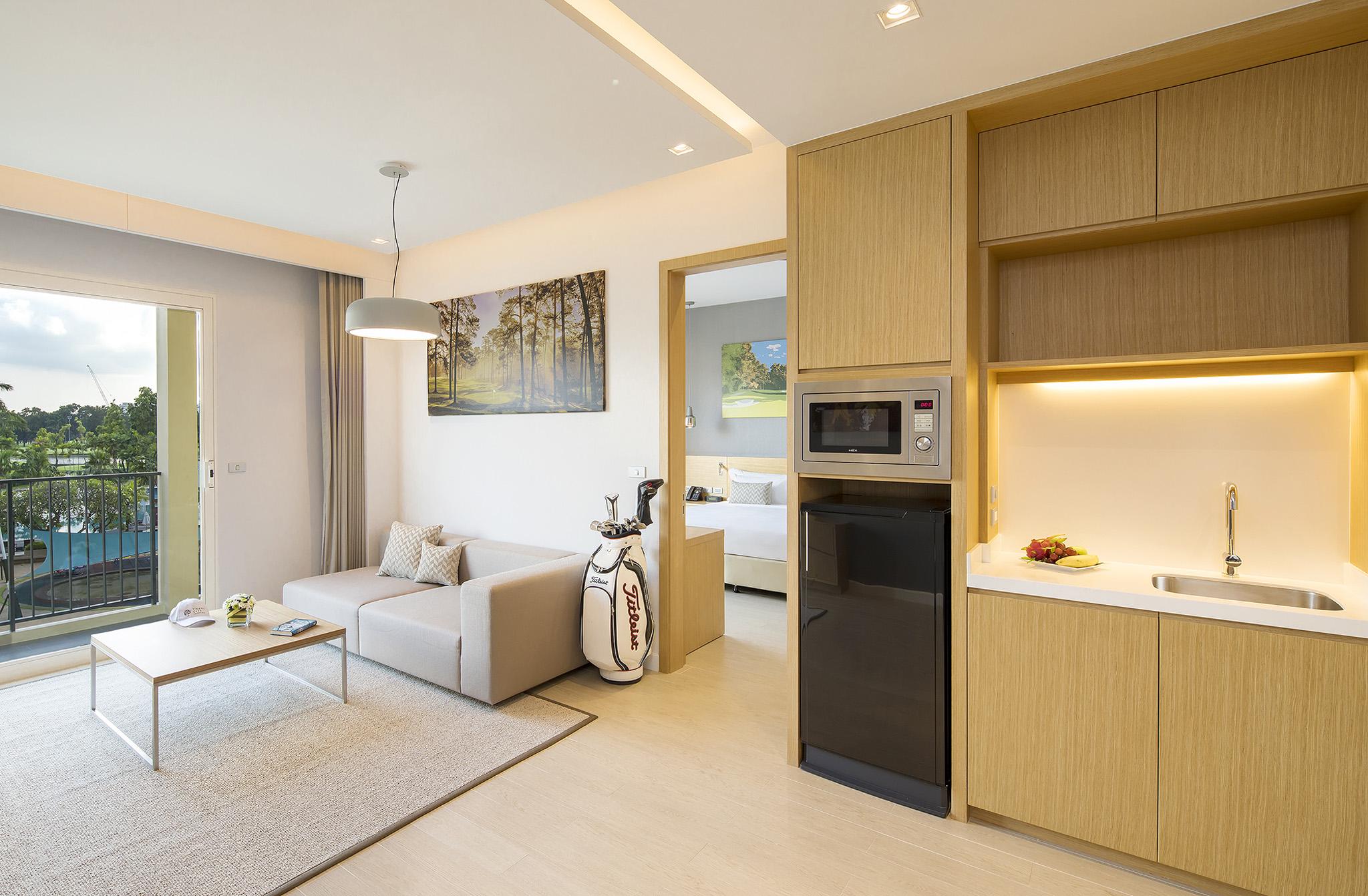 Eastin Thana Golf Resort Bangkok