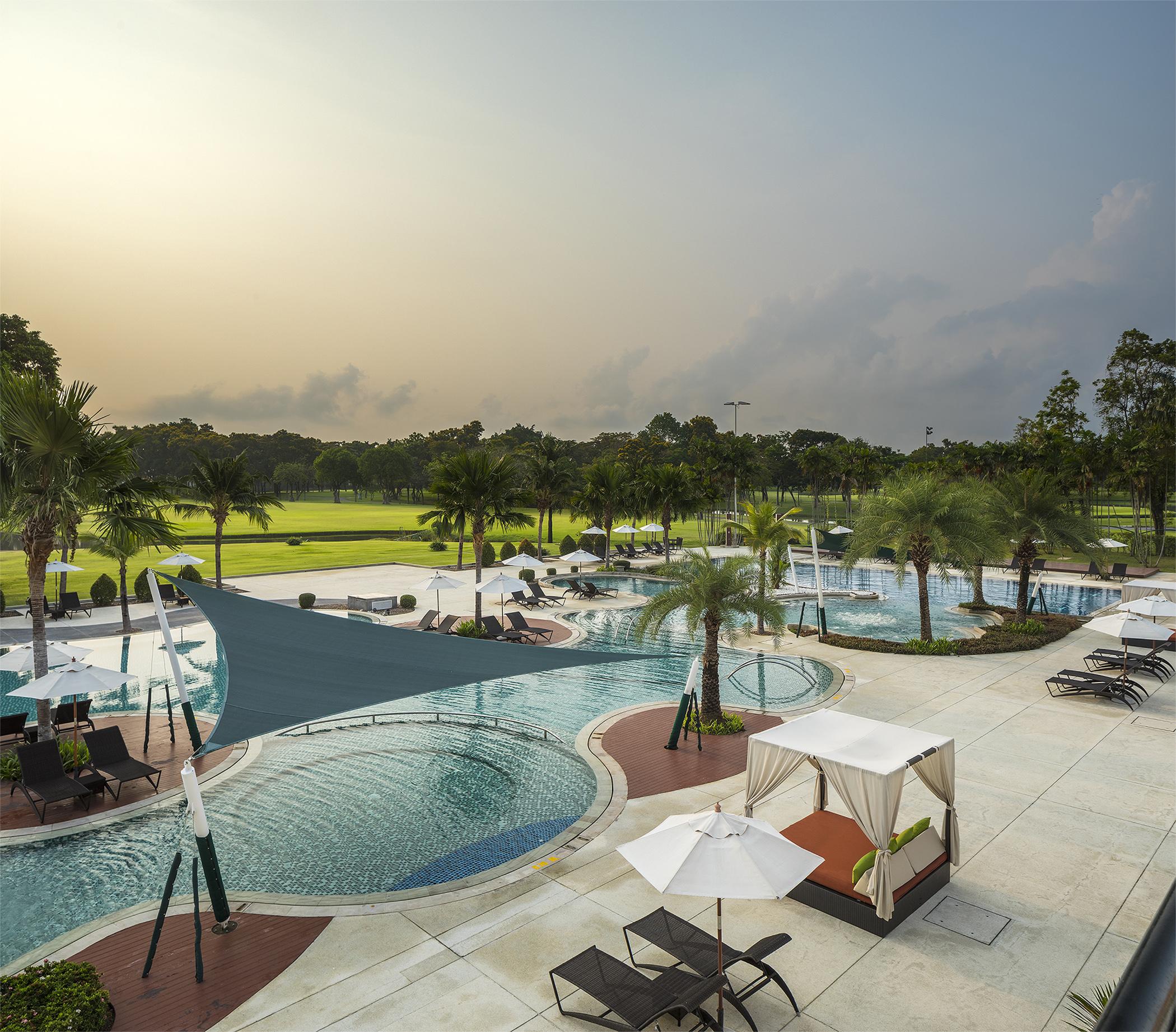 Eastin Thana Golf Resort
