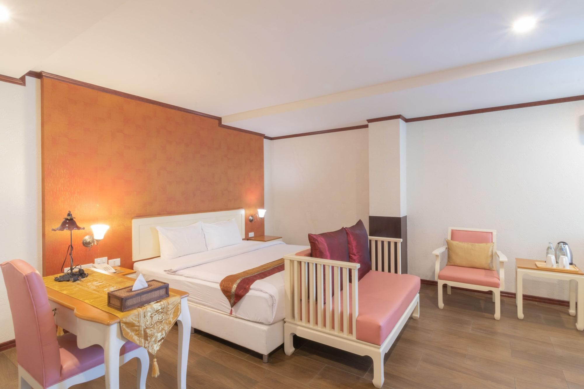 Hotel J&y Latphrao 35 3*