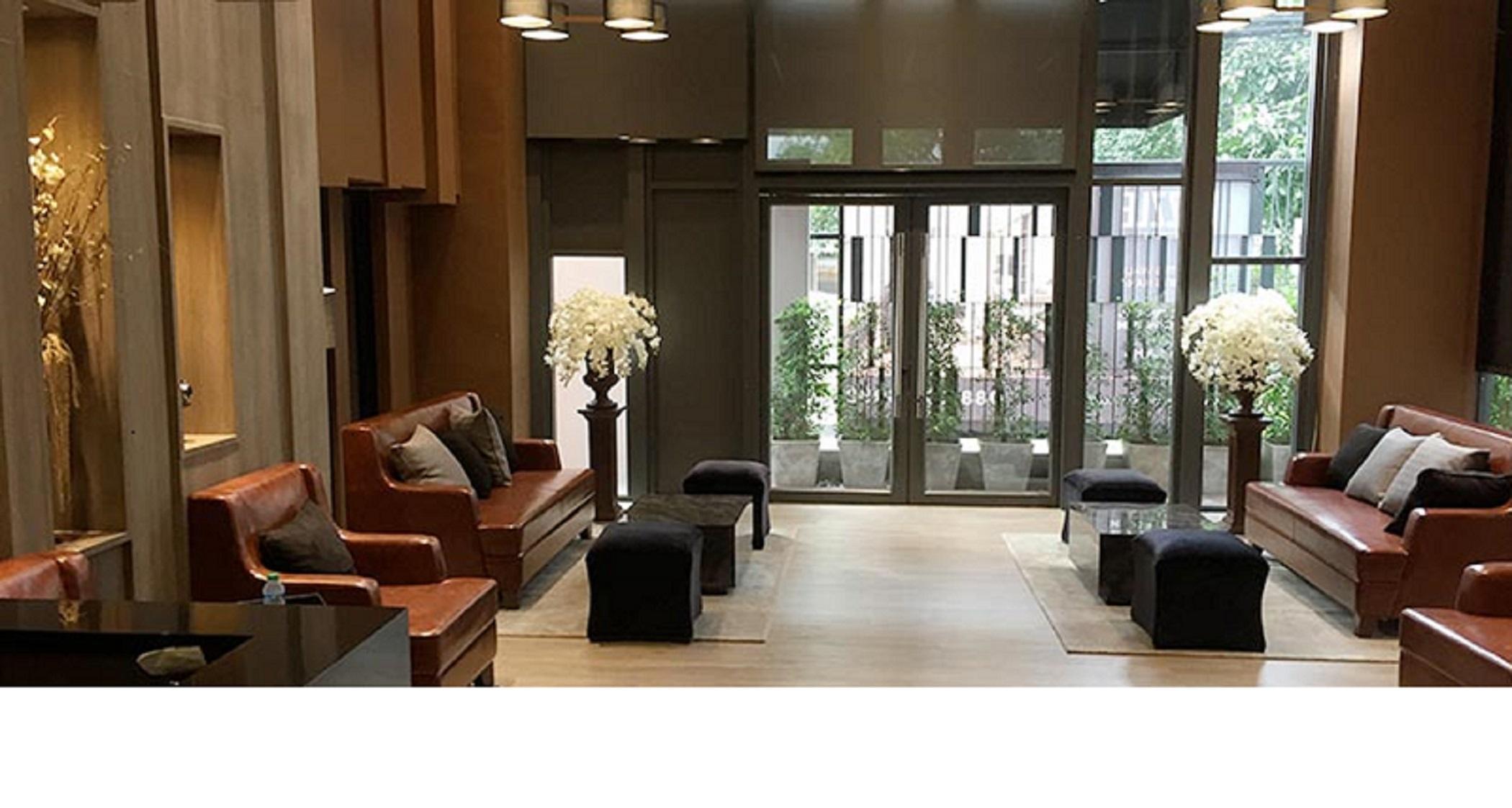 Dazzle 4* Bangkok
