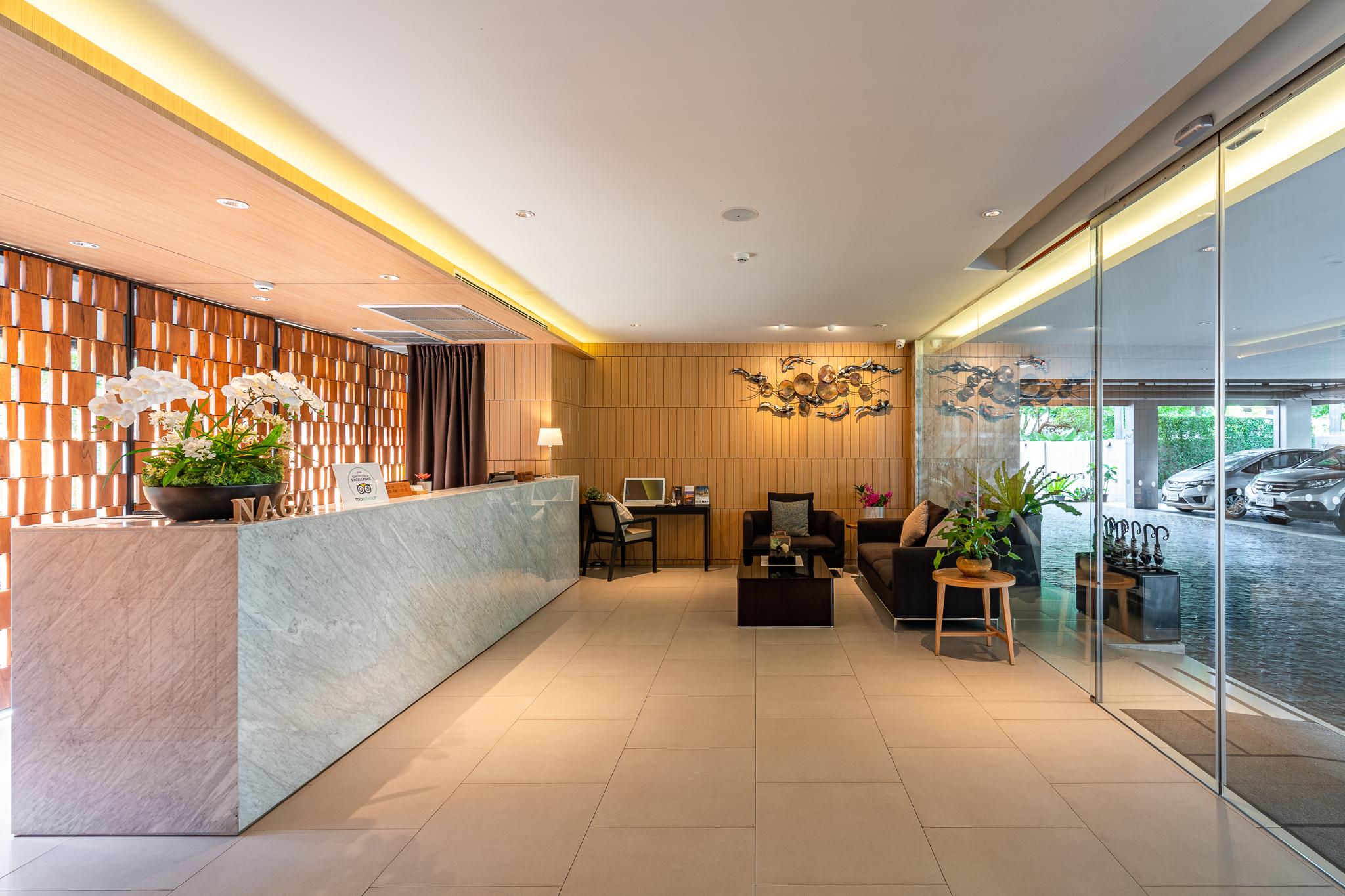 Naga 3* Bangkok