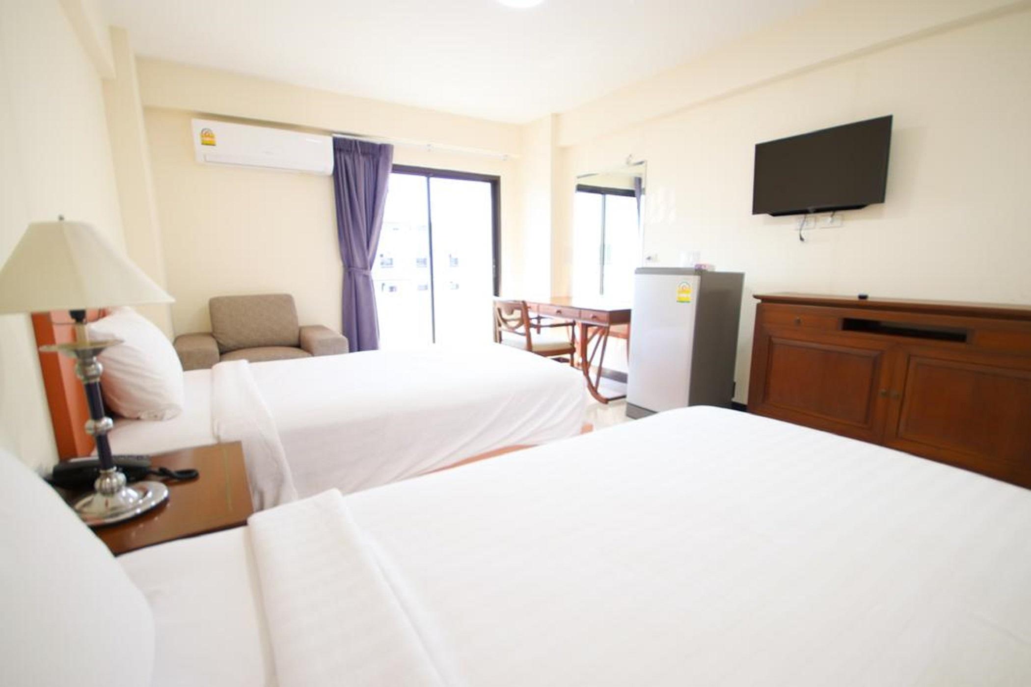 White House Bizotel Hotel Bangkok