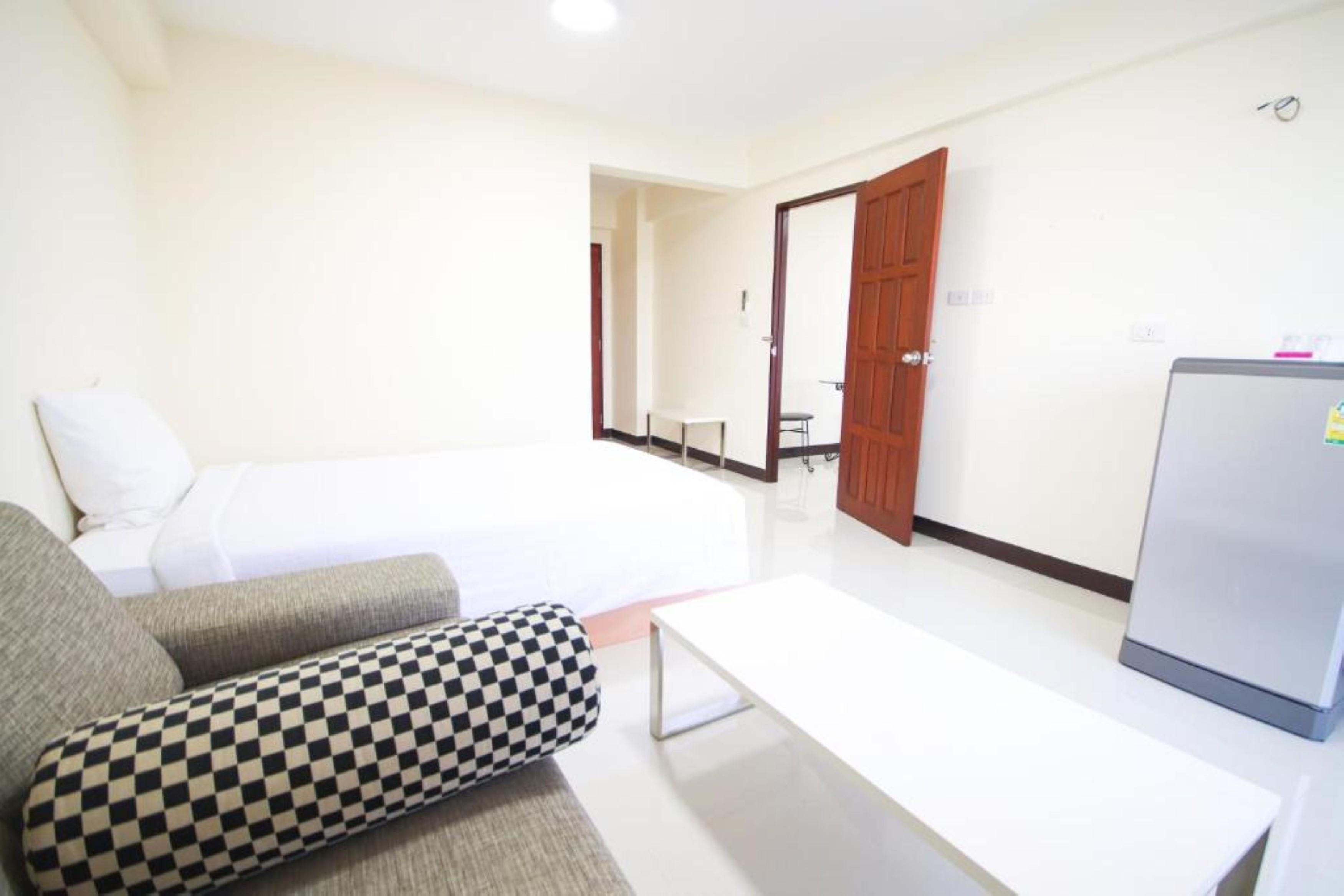 White House Bizotel Hotel