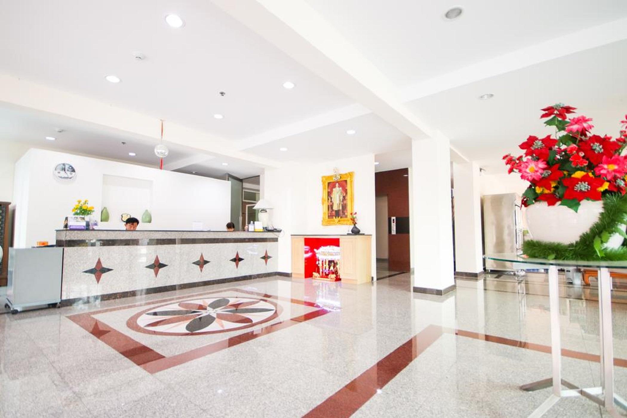 Hotel White House Bizotel 2*