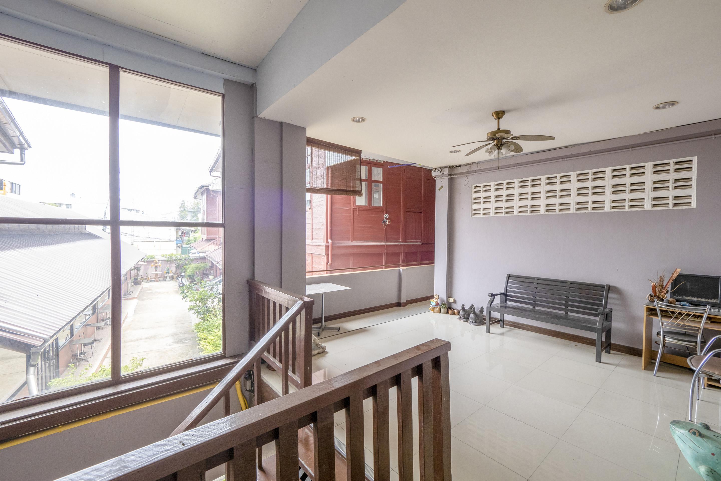 Hotel Oyo 1089 Baan Boran
