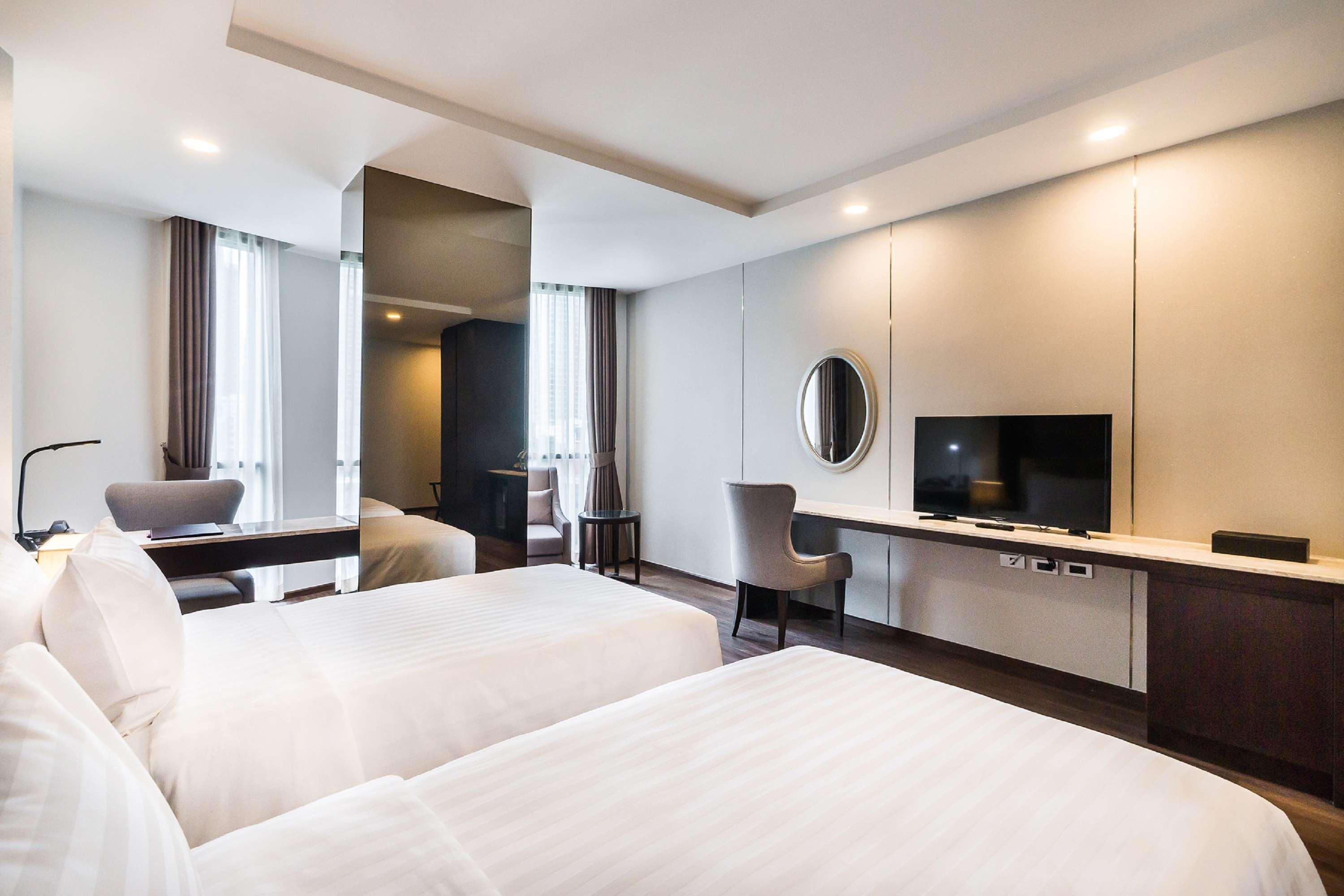 Surestay By Western Sukhumvit 2 Hotel