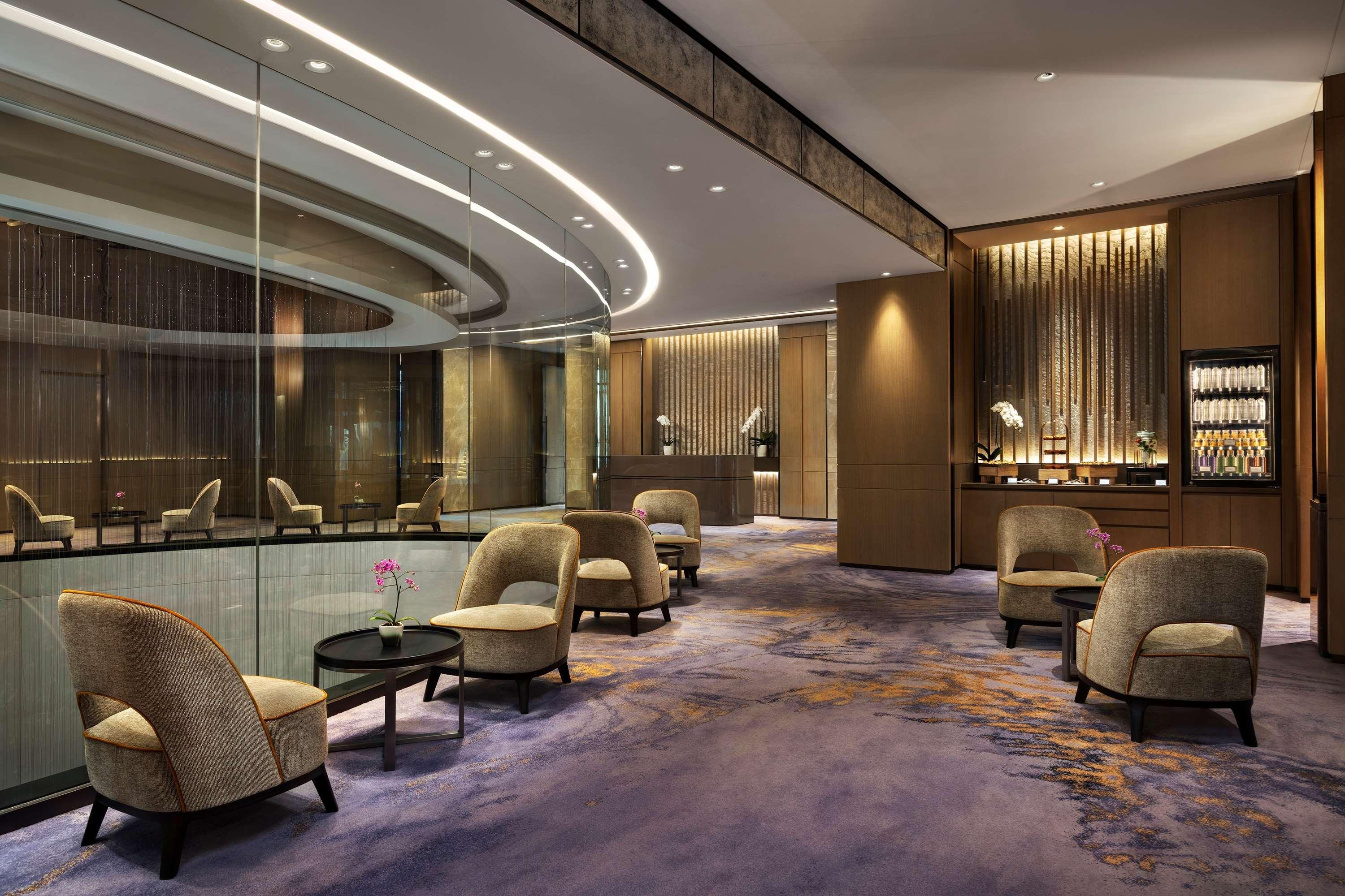 Carlton Sukhumvit 5*