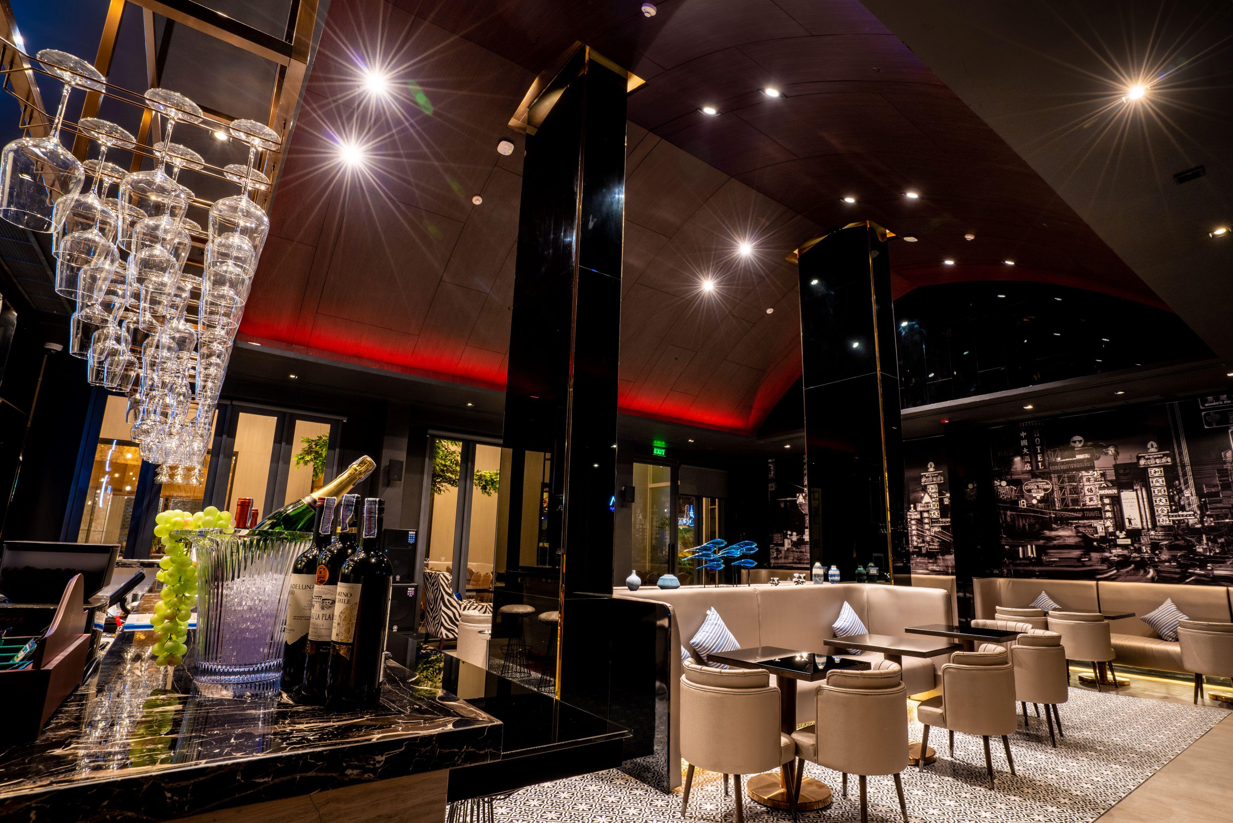 Divalux & Bangkok, Suvarnabhumi Airport-free Shuttle Hotel Bangkok