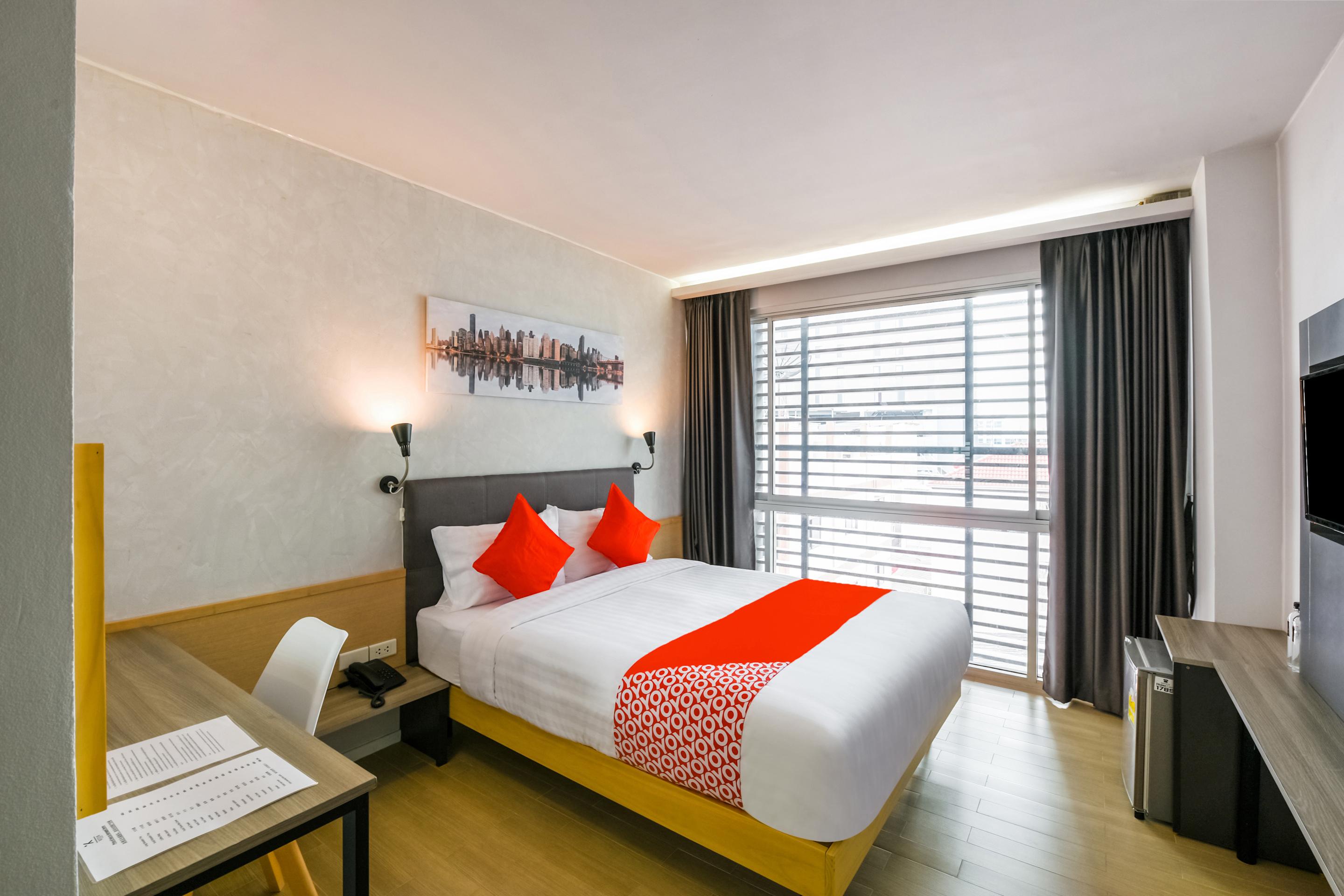 Hotel Vaccinated Staff - Oyo 137 Kitzio House Bangkok