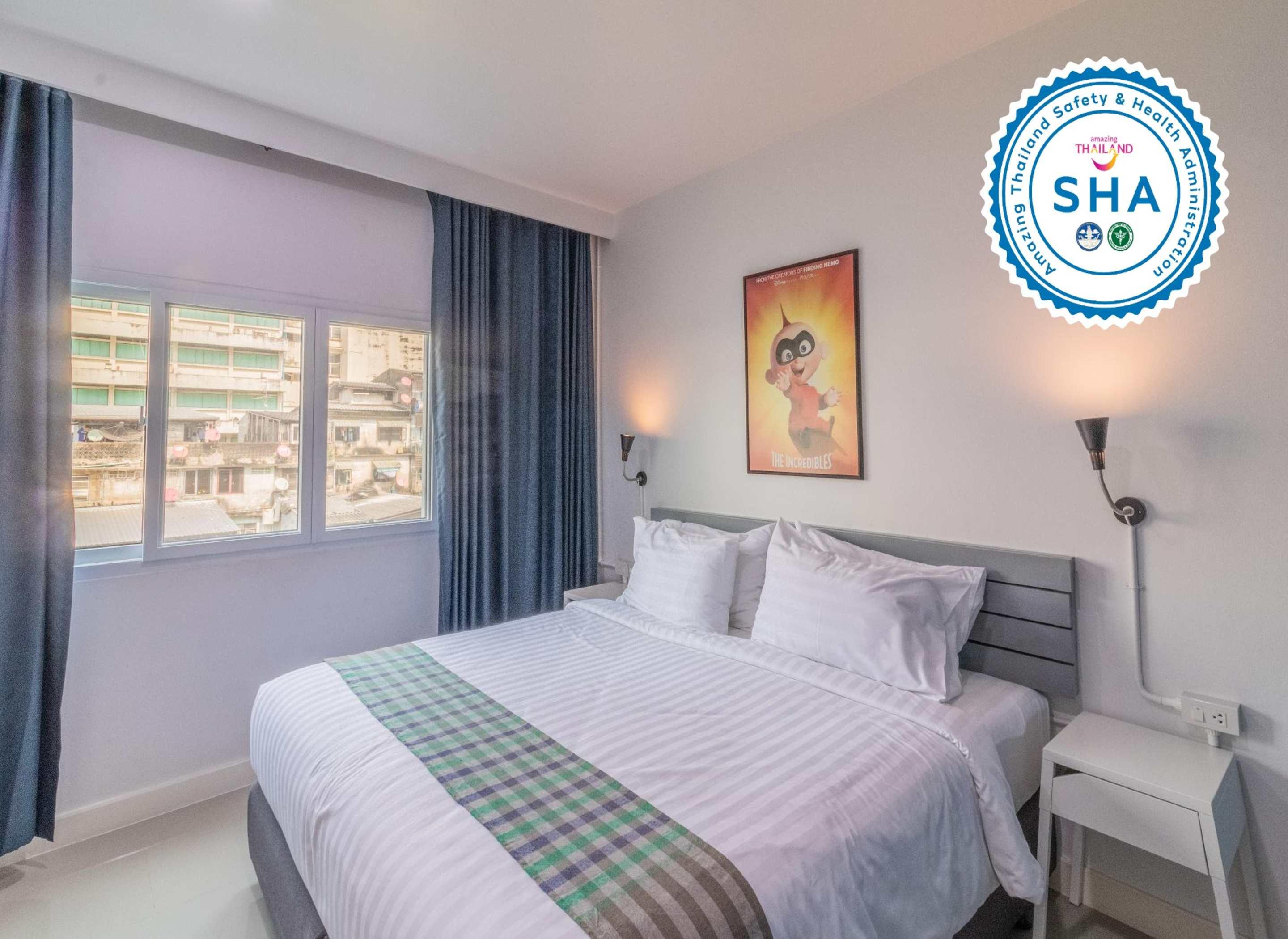 Every Surawong Hotel