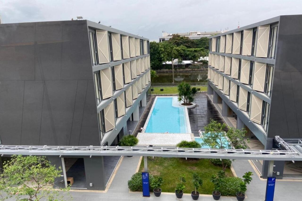 Hotel Rnp Pool Bangkok