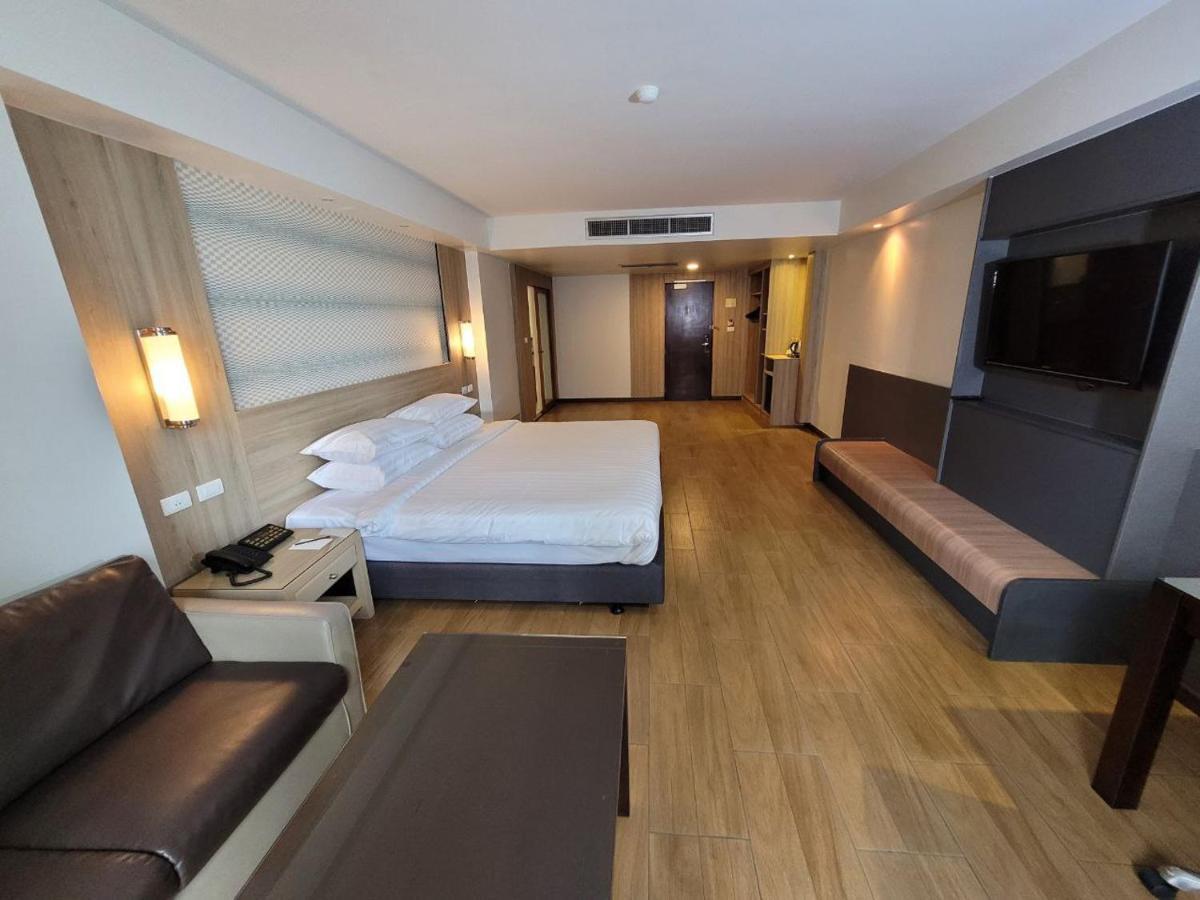 Dynasty Grande 4*