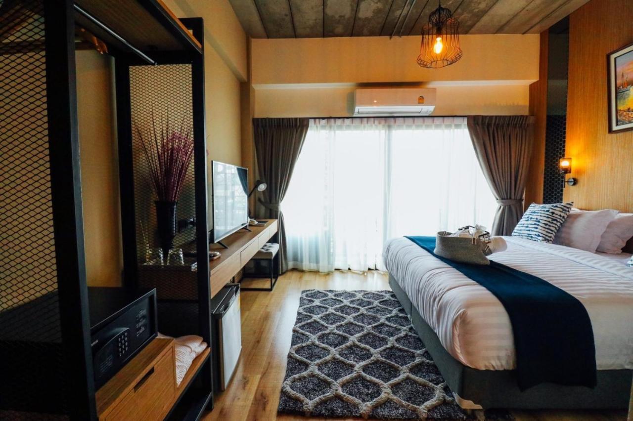 Tree​ For​ Rest​ Poshtel Albergue *
