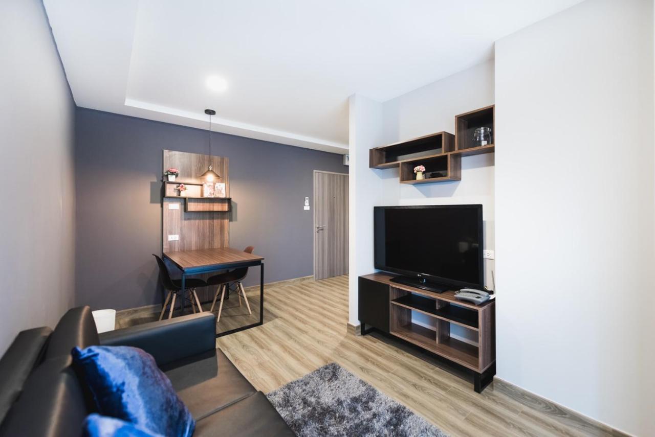 W2 Aparthotel