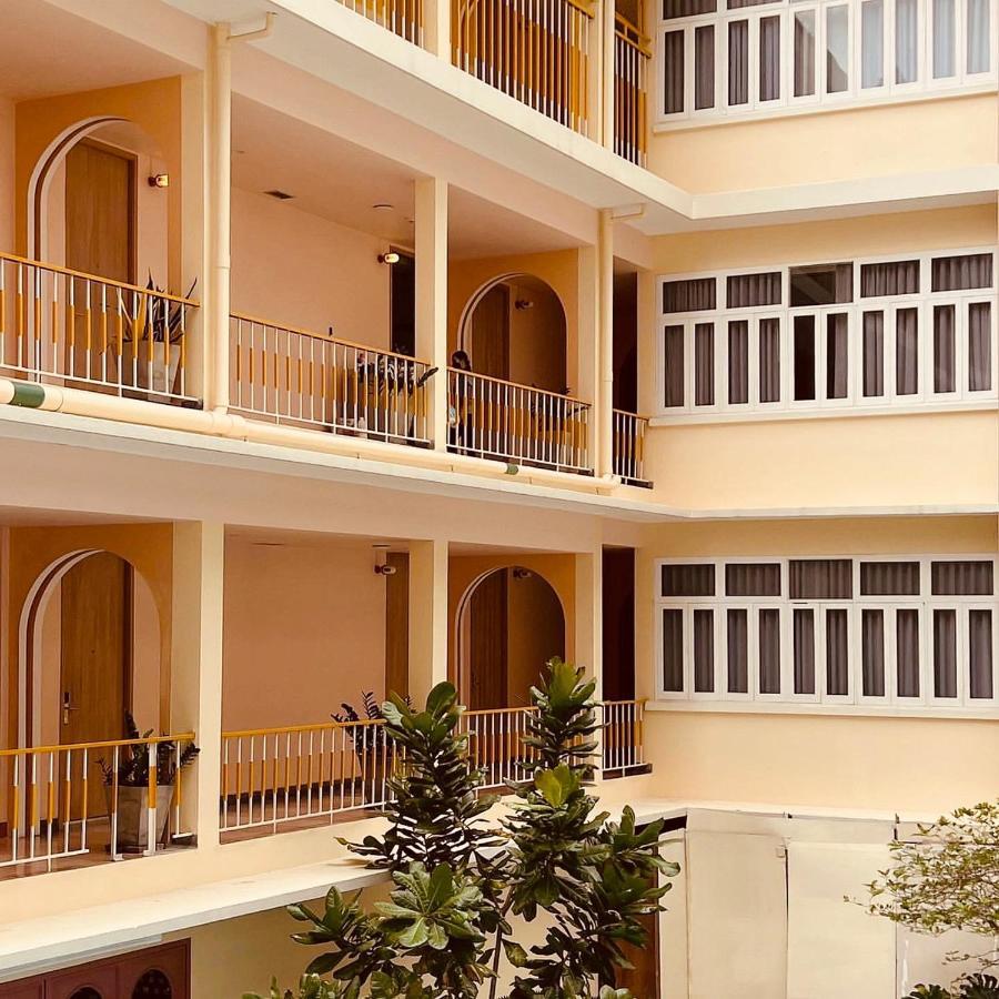 Miami Inn