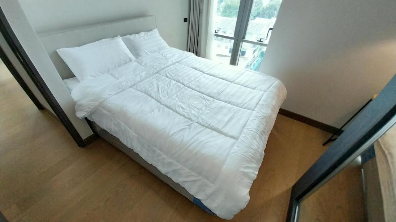 Apartment Luxury Queen Sirikit Asok Termianl 21
