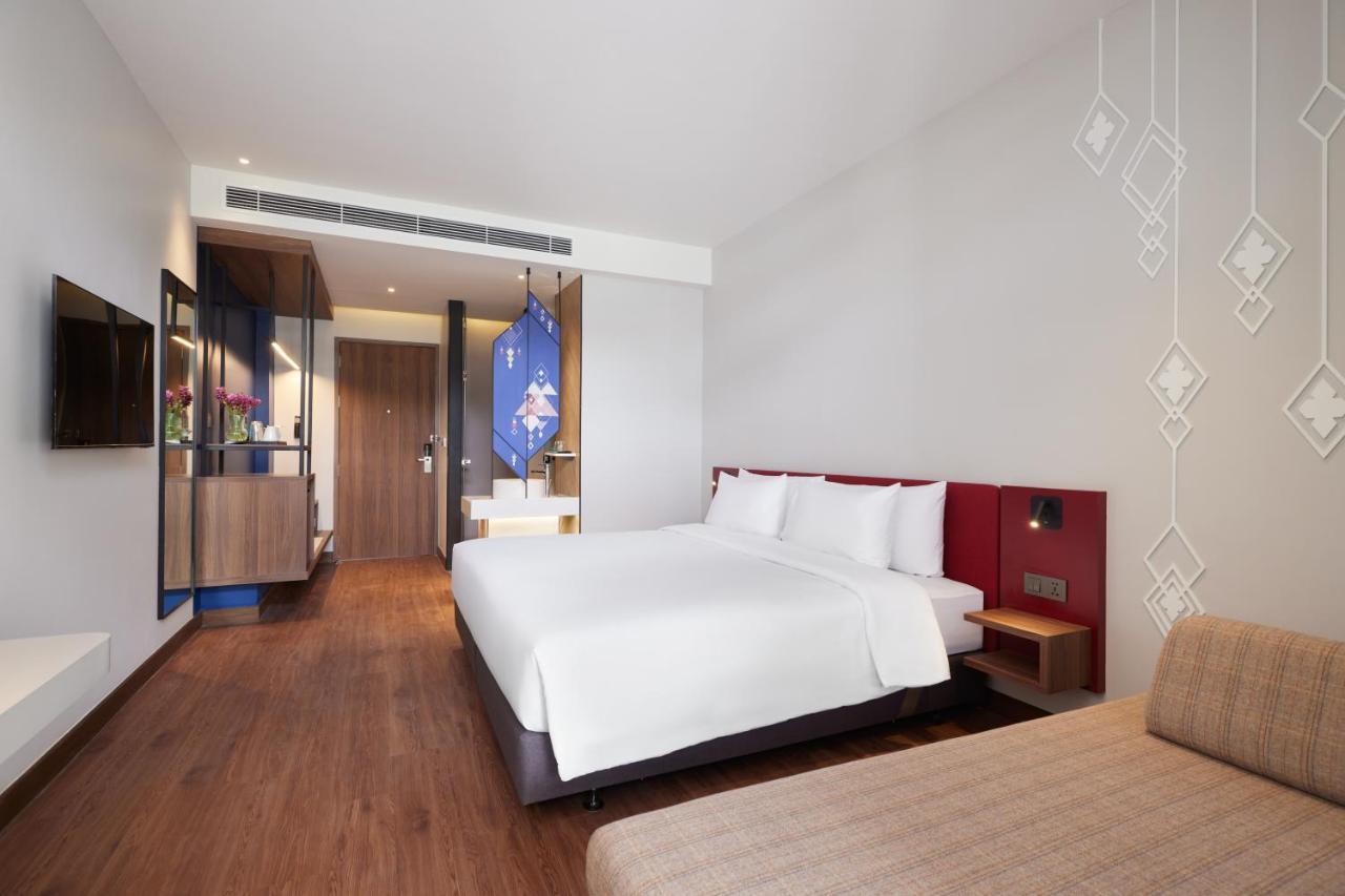 Centara Life Phra Nakhon Hotel
