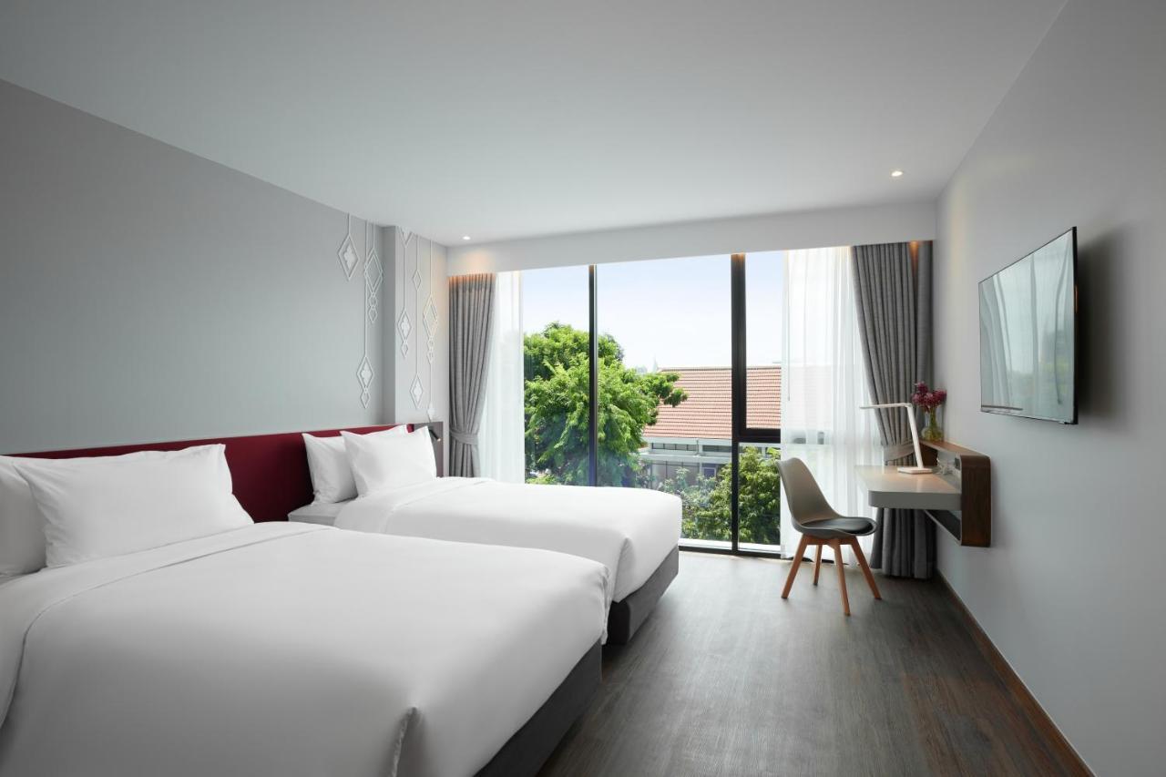 Centara Life Phra Nakhon Hotel