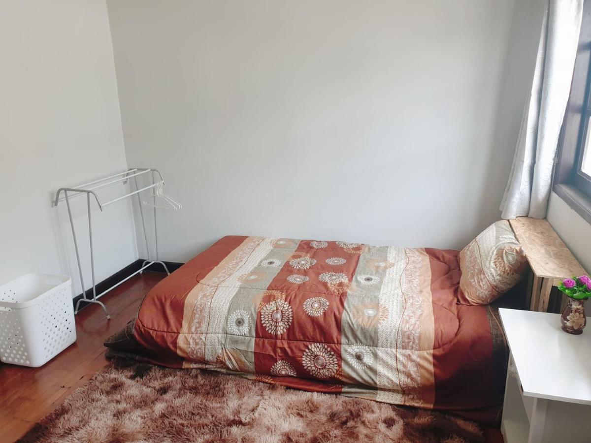 Kru Nat's W/ Private & Gym Bed & Breakfast