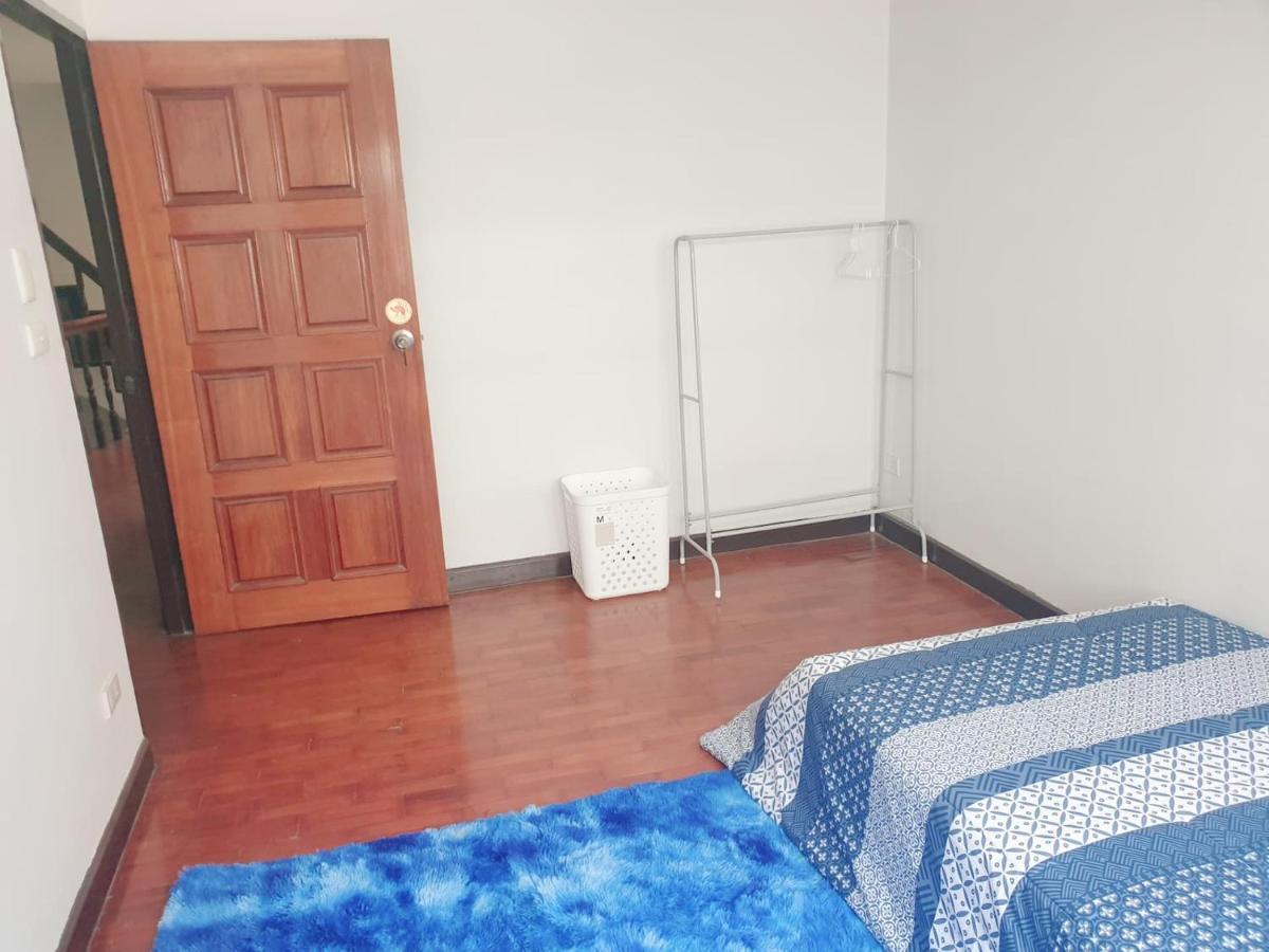 Kru Nat's W/ Private & Gym Bed & Breakfast *