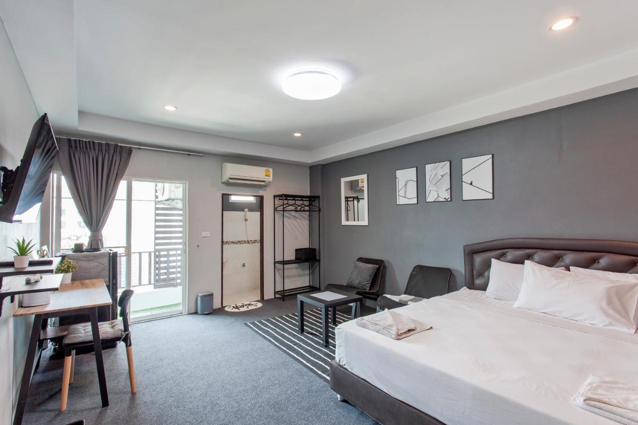 Hostel Cozzi By Grand Airport *