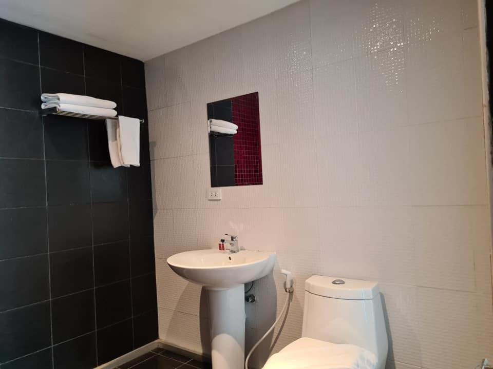 Bei Otto Haus - Sukhumvit20 Bangkok