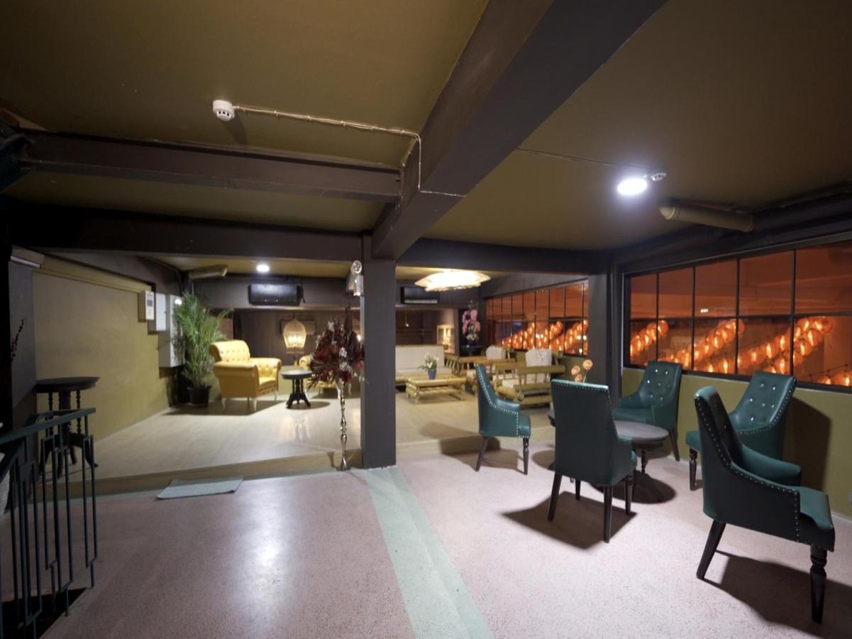 Hotel 2499 Heritage Chinatown By Roomquest Bangkok