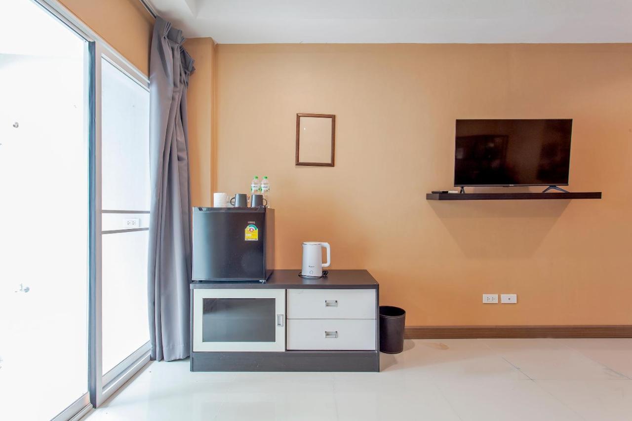 Cozzi By Grand Airport
