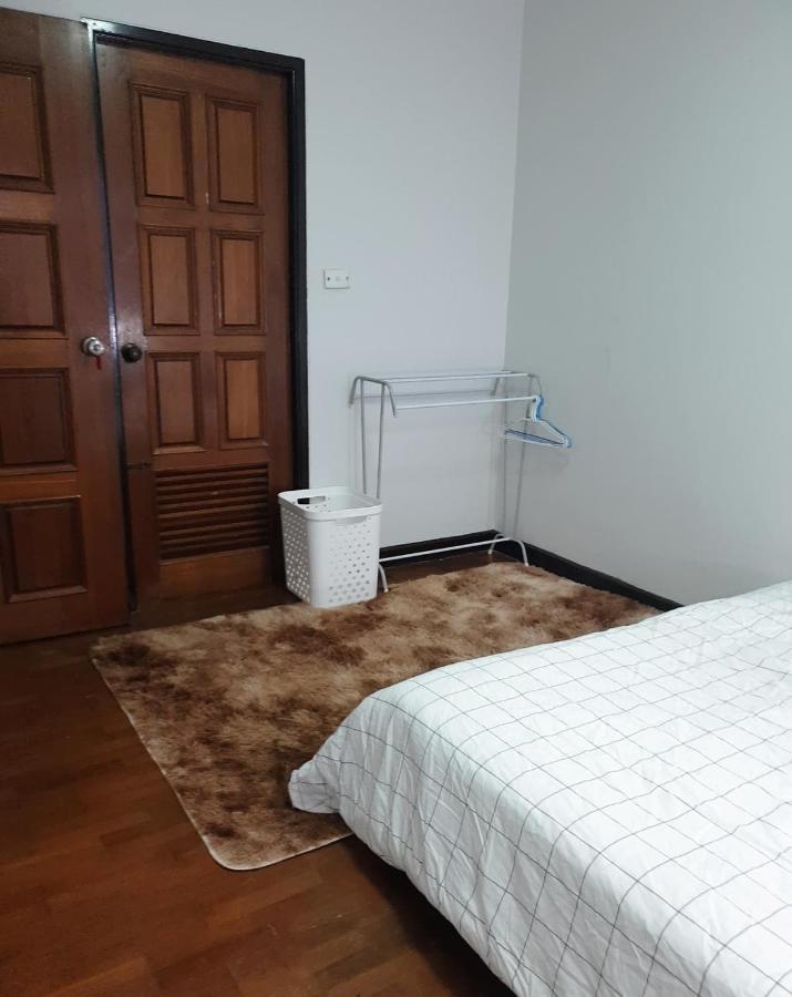 Katil Kru Nat's W/ Private & Gym Bangkok