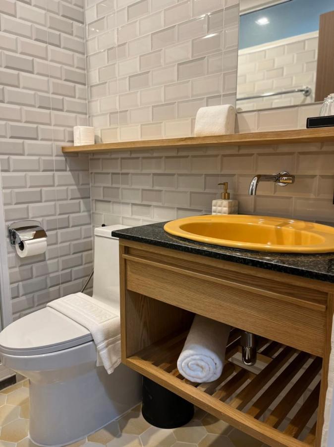 Ago Chinatown Hotel 3*