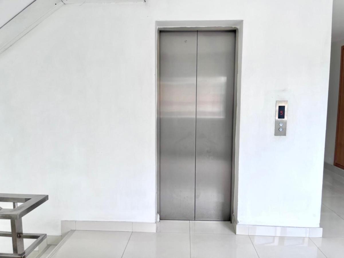 8 * Bangkok
