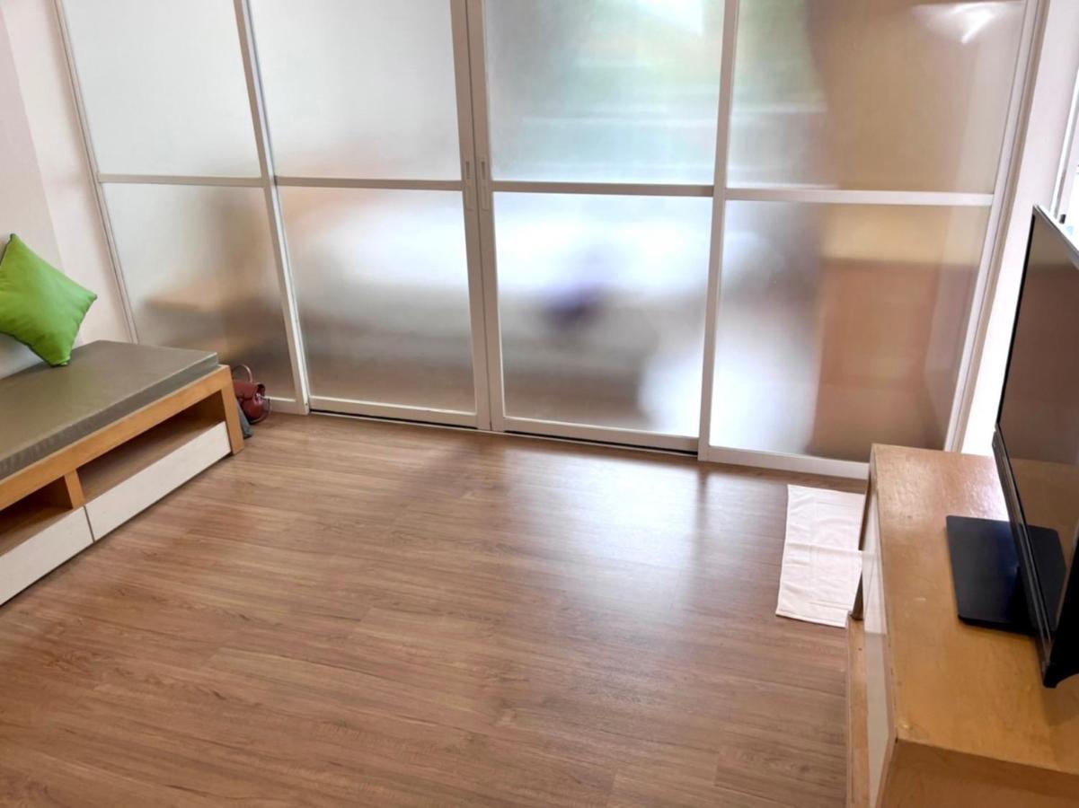Apartment 8
