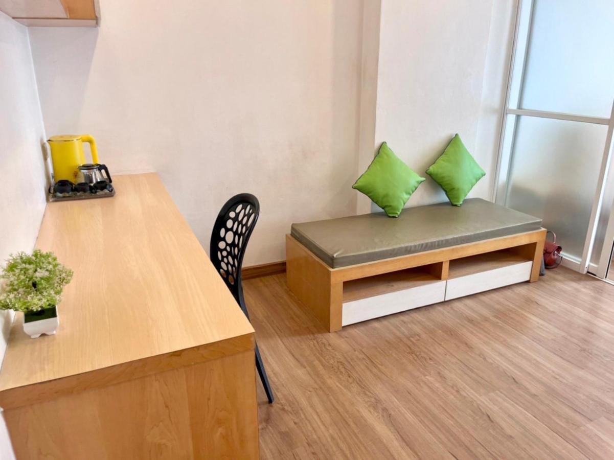 Apartment 8