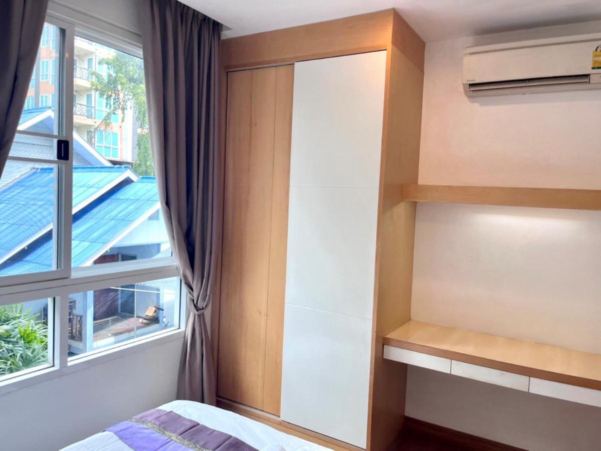 Apartment 8 *