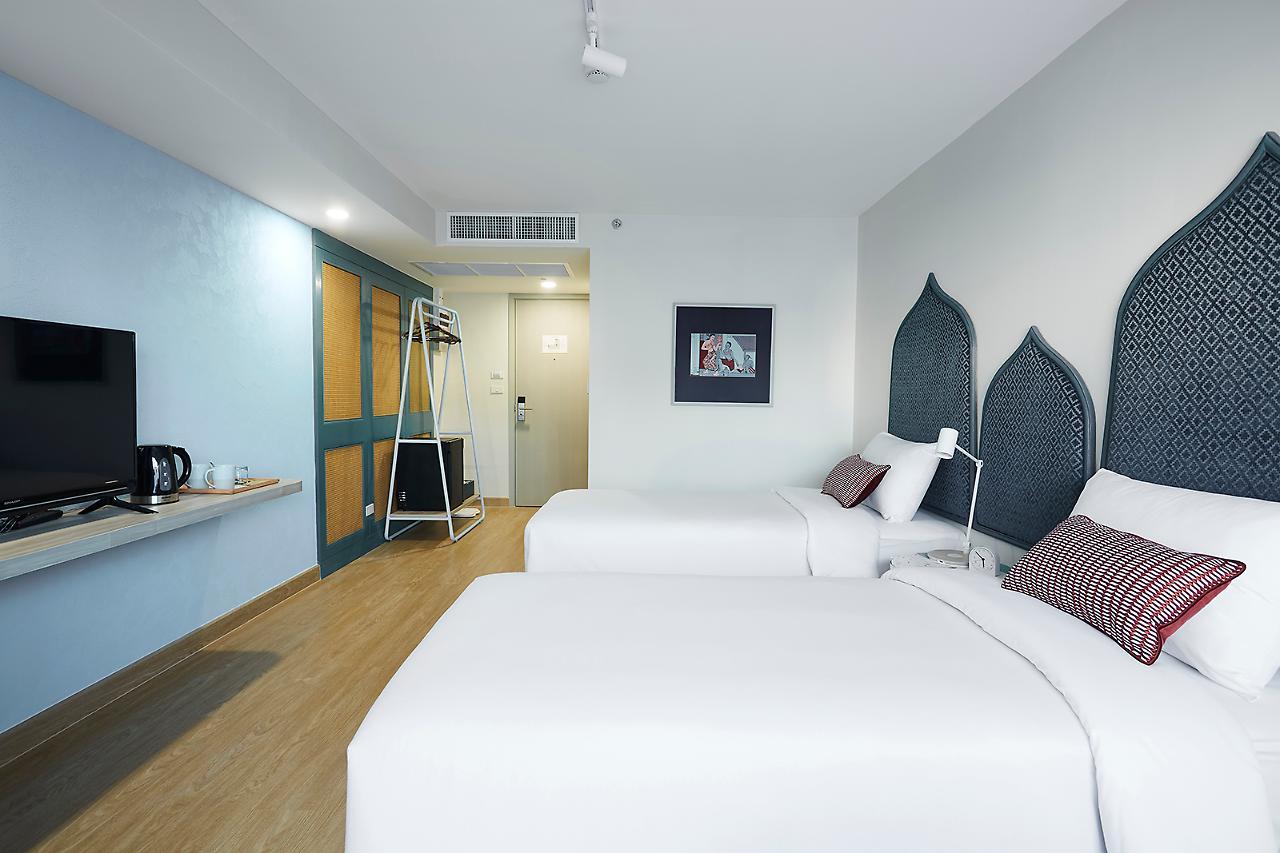 56 Surawong 3*