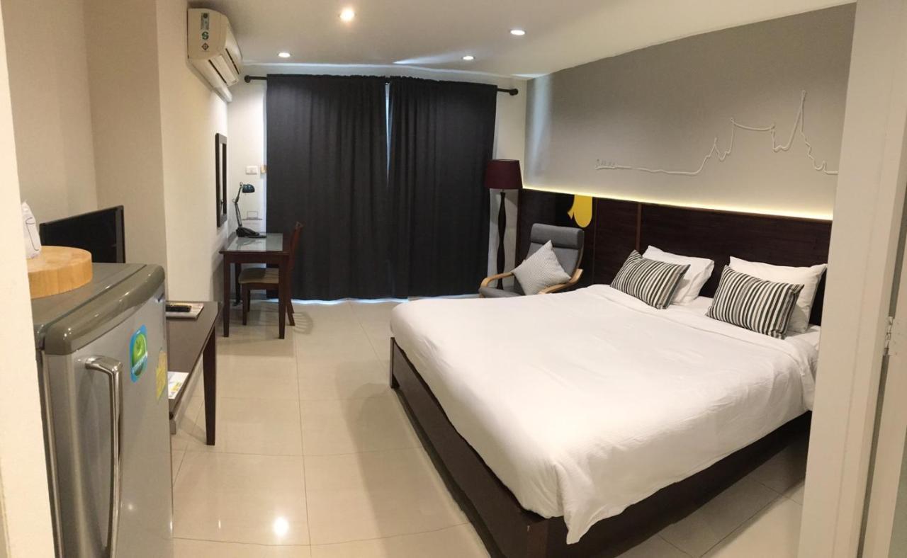 The Royalbee Aparthotel
